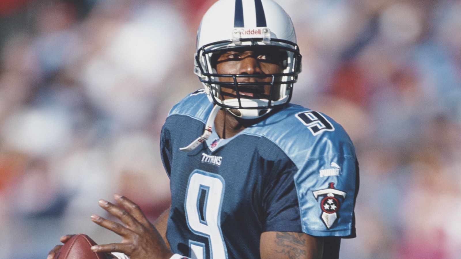 <strong>Tennessee Titans</strong><br>1 - Warren Moon<br>9 - Steve McNair<br>27 - Eddie George<br>34 - Earl Campbell<br>43 - Jim Norton<br>63 - Mike Munchak<br>65 - Elvin Bethea<br>74 - Bruce Matthews