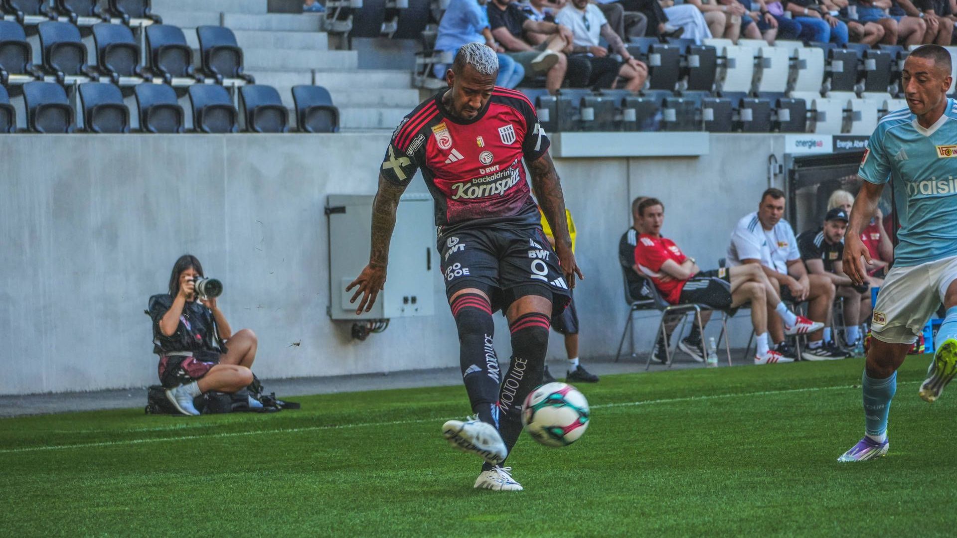 <strong>Jerome Boateng</strong><br>Jérôme Boateng glänzte bei der WM&nbsp;besonders im Finale gegen Argentinien und stand damals beim FC Bayern München unter Vertrag. Nach seinem ablösefreien Abschied 2021 wechselte er zu Olympique Lyon. Im Sommer 2024 unterschrieb der gebürtige Berliner beim LASK, wo er nach nur neun Spielen seinen Vertrag einvernehmlich auflöste. Nun möchte er sich seiner Trainerausbildung widmen.