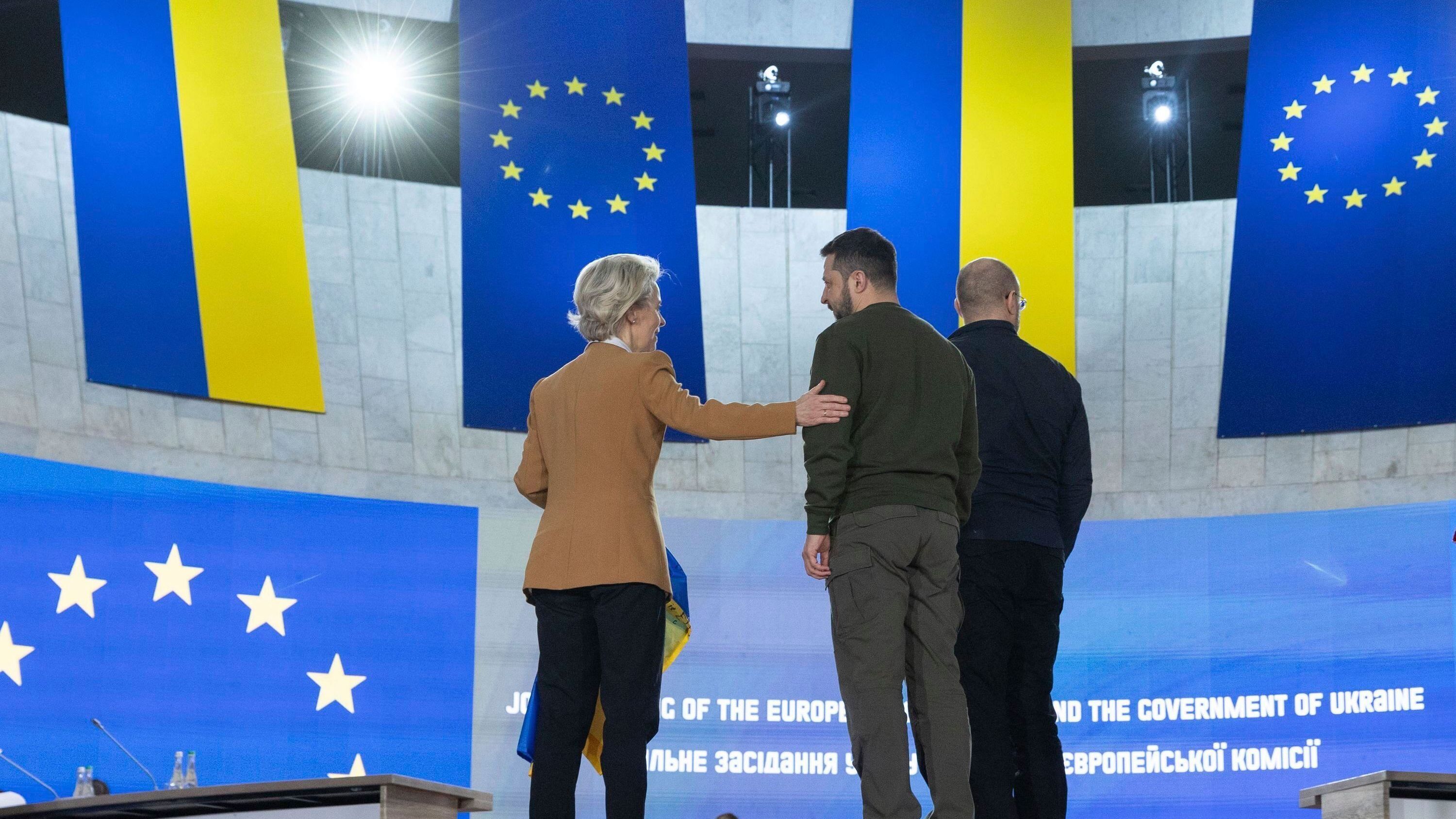 EU-Ukraine-Gipfel in Kiew: Selenskyj erhofft konkrete Perspektive.
