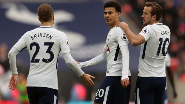 
                <strong>Platz 14 - Tottenham Hotspur (England)</strong><br>
                Höhe der Gehaltszahlungen: 140 Millionen EuroSteigerung/Reduzierung im Vergleich zu 2015: -1 Prozent
              