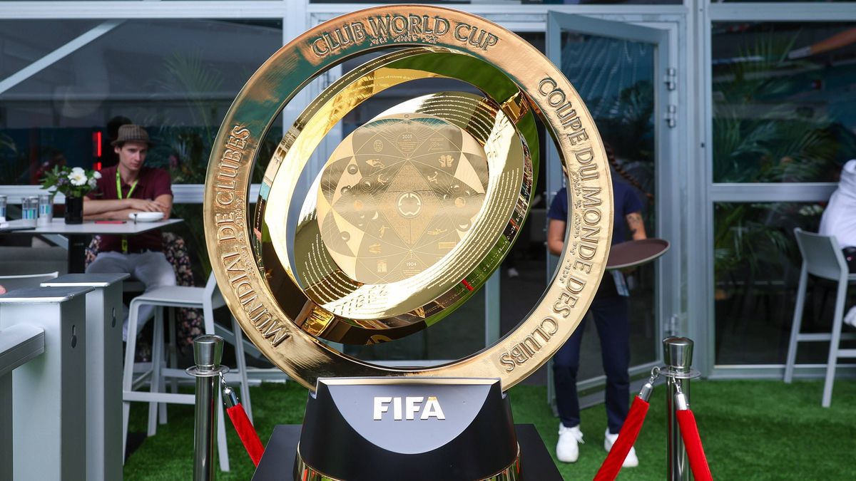Pokal, FIFA Club WM, Club World Cup, Grosser Preis von Miami, Motorsport, Herren, Formel 1, Rennen, 04.05.2025 Miami Florida USA *** Cup, FIFA Club World Cup, Club World Cup, Grand Prix of Miami, M...