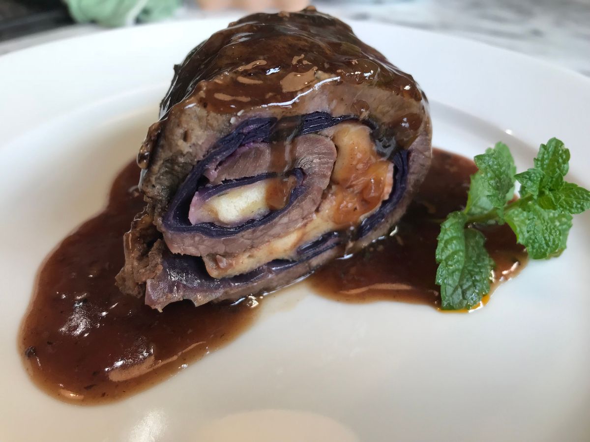 GoG Roulade mit Kaese Brezel Fuellung (2)