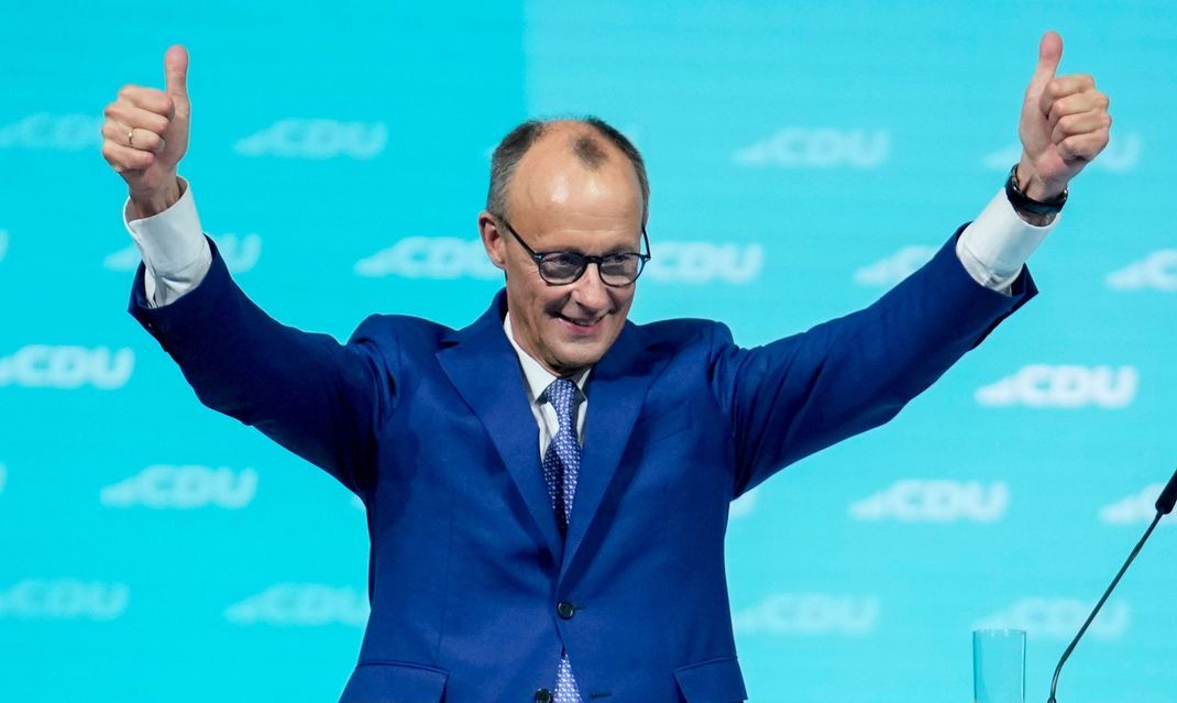 Daumen hoch vom CDU-Chef Friedrich Merz.