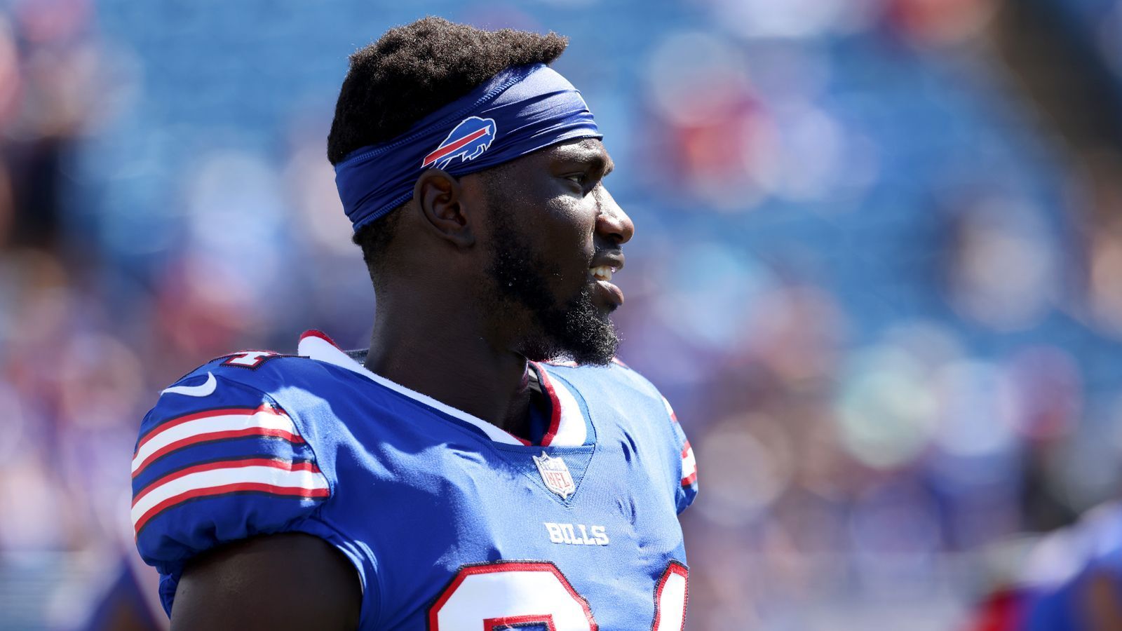 
                <strong>Platz 9: Kaiir Elam</strong><br>
                Team: Buffalo BillsPosition: CornerbackDraft: 23. Stellebesondere Statistik: 25 Tackles, 1 Interception, 2 Defended PassesSeit Woche 3 startet Elam von Beginn an in einer der besten Defenses der Liga - und fällt nicht negativ auf. Im Gegenteil. Der Rookie aus Florida beginnt immer stärker zu werden und passt sich dem NFL-Niveau an.
              