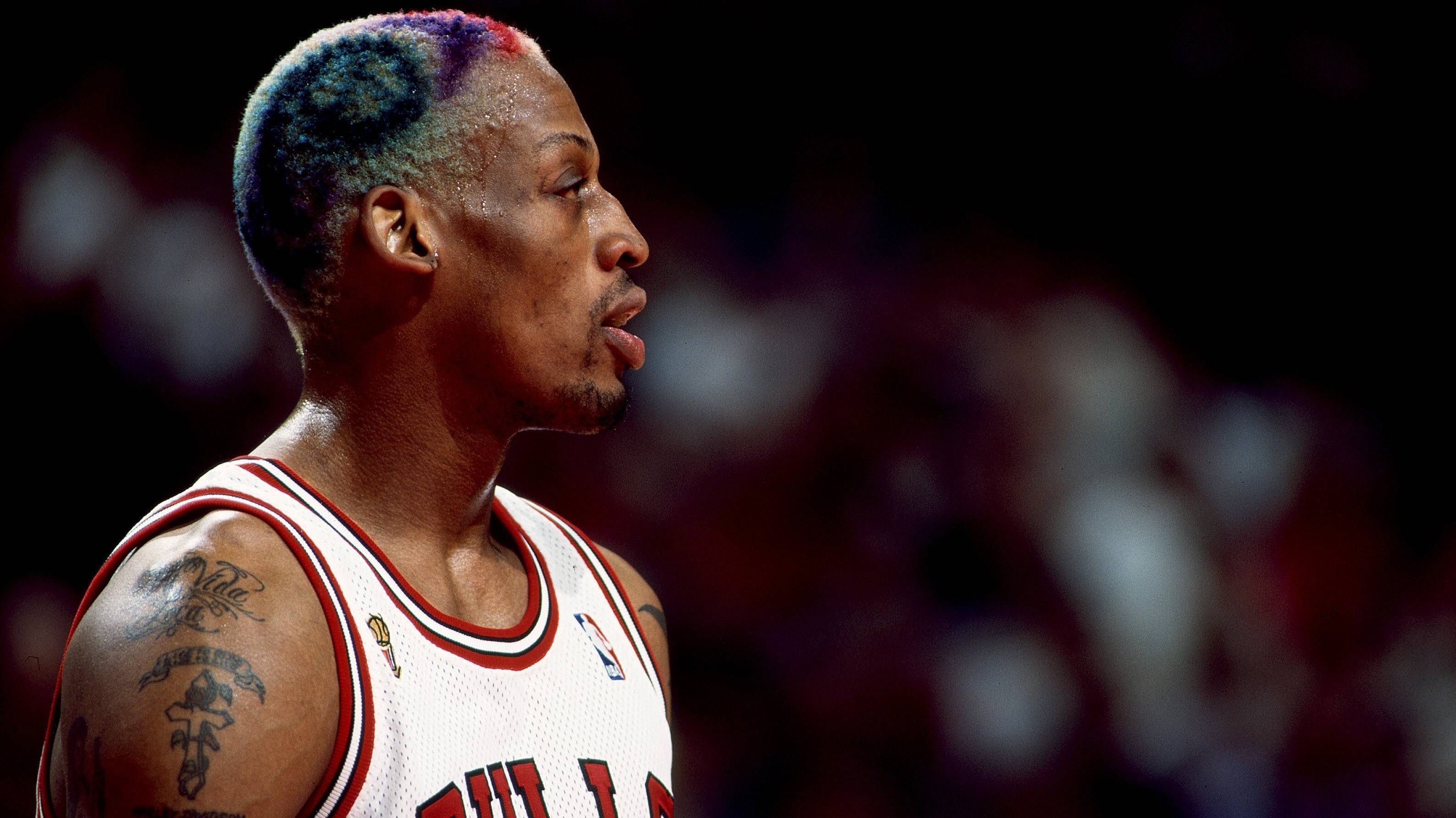 <strong></strong><strong>Dennis Rodman</strong> <br><strong>Teams:</strong> Detroit Pistons, Chicago Bulls, San Antonio Spurs, Dallas Mavericks, Los Angeles Lakers