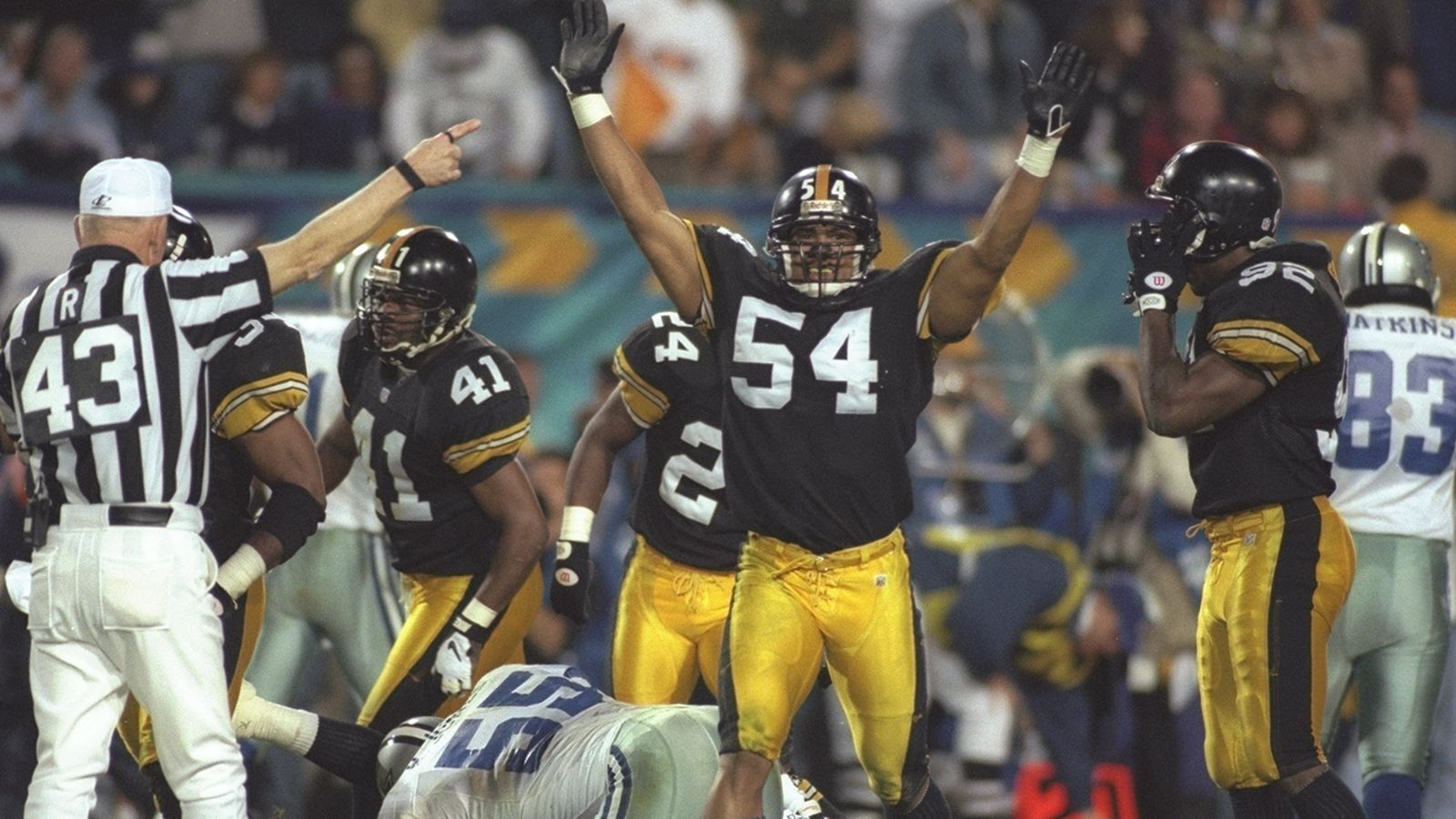 
                <strong>Steelers in der Geschichte nur einmal so gut wie jetzt</strong><br>
                Es weht ein Hauch von 1978 durch das Heinz Field. Denn nur damals waren die Steelers so gut wie jetzt. Auch das Team um Quarterback Terry Bradshaw startete mit 7:0-Siegen. Die erste Niederlage gab es in Woche 8 gegen die Houston Oilers. Die Steelers zogen mit 14 Siegen und zwei Niederlagen in die Playoffs ein und gewannen später den Super Bowl gegen die Dallas Cowboys. Das sollte genug Motivation für die aktuelle Truppe sein, um die starke Serie weiterzuführen.
              