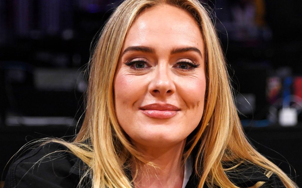 um Adele Unerwarteter Zusammenbruch hinter der Bühne!