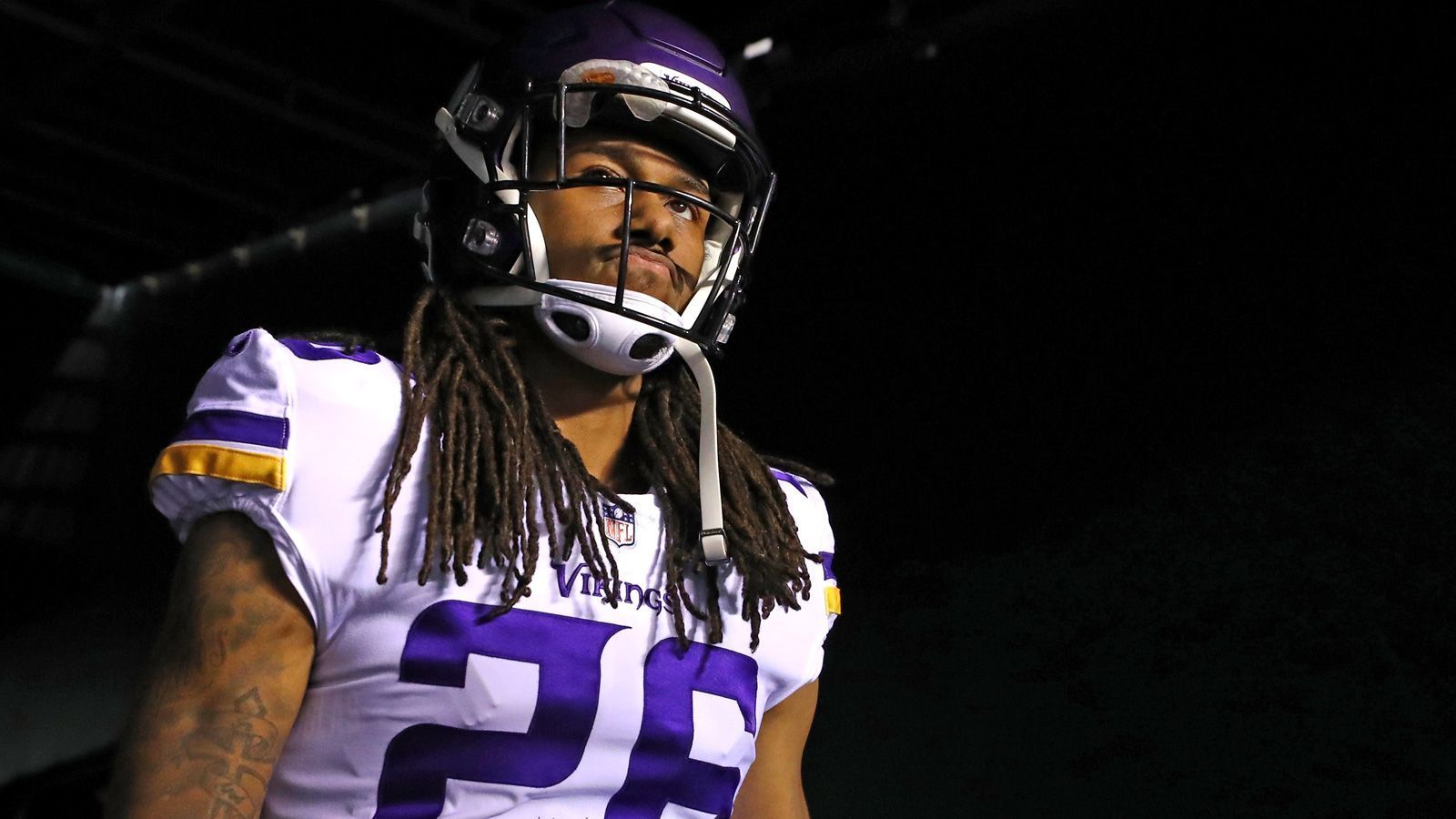 
                <strong>Trae Waynes (Cincinnati Bengals)</strong><br>
                Der Cornerback wechselte in der Free Agency zu den Cincinnati Bengals und diese ließen sich die Dienste von Trae Waynes einiges kosten. Doch Waynes war in seiner Karriere nie besser als ein durchschnittlicher Passverteidiger. Der ehemalige Erstrunden-Pick kassiert in Ohio über die kommenden drei Jahre 42 Millionen Dollar, dabei ließ er allein in der vergangenen Saison die sechstmeisten Receptions zu (61) und die Vikings stellten eine der schwächeren Secondarys der Liga. 
              