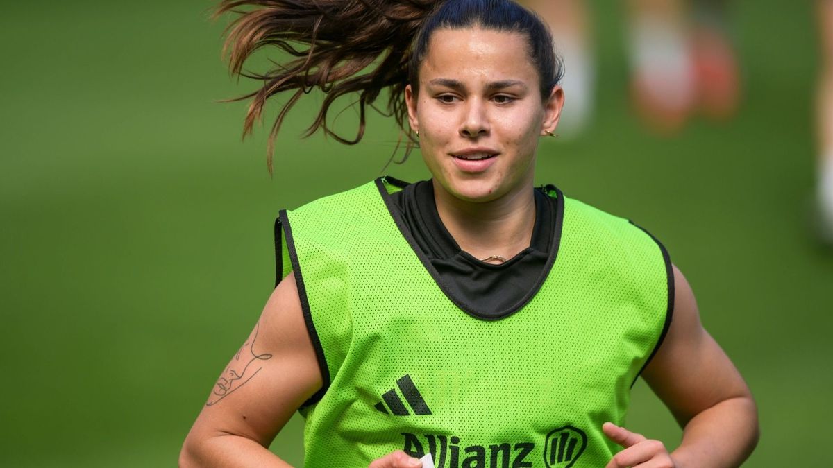 Lena Oberdorf im Training vor dem Pokalfinale