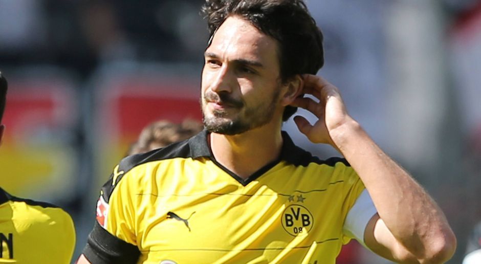 
                <strong>Mats Hummels (Zugang FC Bayern)</strong><br>
                Mats Hummels (Zugang FC Bayern): Nach wochenlangem Hin und Her ist es nun fix: Mats Hummels verlässt Borussia Dortmund und schließt sich dem FC Bayern an. Der Weltmeister erhält bei den Münchnern einen Fünfjahresvertrag. Die Ablösesumme gaben beide Klubs nicht bekannt.
              