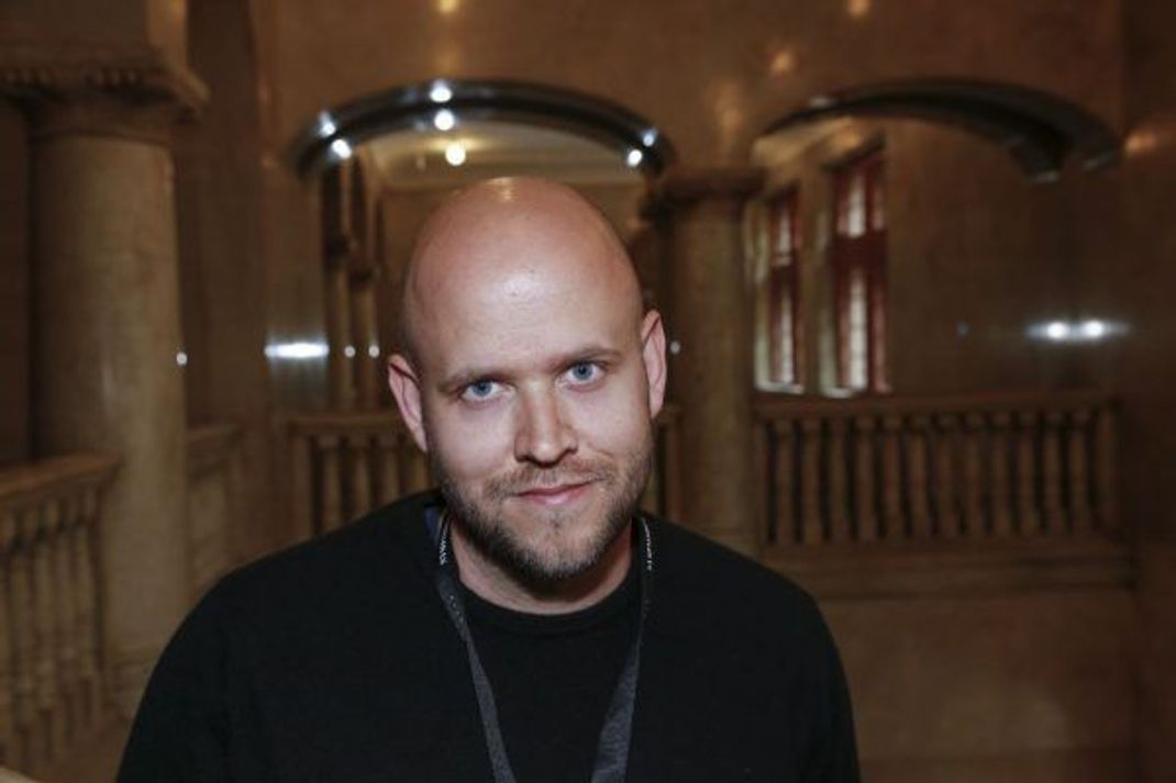 Daniel Ek kommt aus Stockholm. Weder stammt er aus reichem Elternhaus, noch standen große Firmen hinter ihm: Seinen Erfolg erschuf er aus dem Nichts.