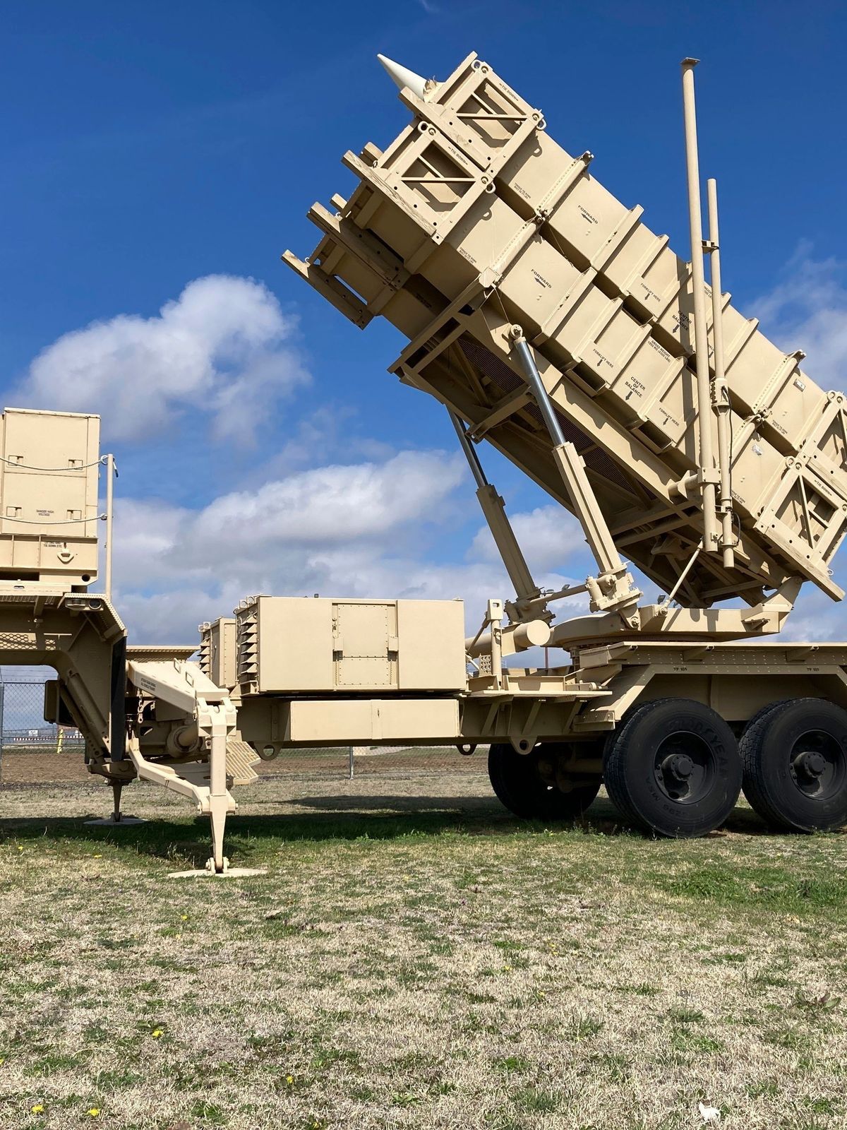 Ein mobiler Patriot-Raketenwerfer der USA. Nach Angaben von zwei US-Beamten vom Juni 2024 wollen die Vereinigten Staaten der Ukraine ein weiteres Patriot-Raketensystem schicken.