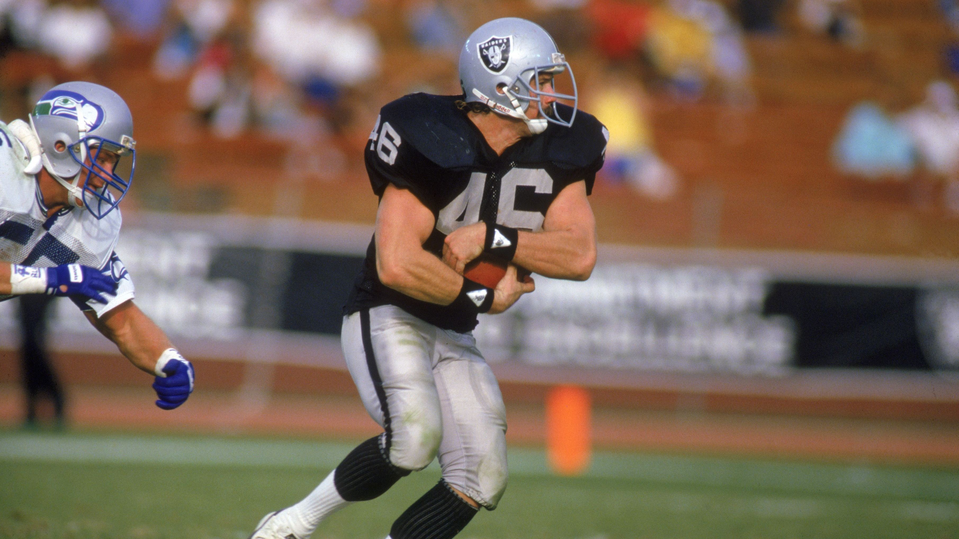 <strong>46: Todd Christensen</strong><br>Teams: New York Giants, Oakland/Los Angeles Raiders<br>Position: Tight End<br>Erfolge: Pro Football Hall of Famer, zweimaliger NFL-Champion, dreimaliger All-Pro, fünfmaliger Pro Bowler<br>Honorable Mentions: Tim McDonald