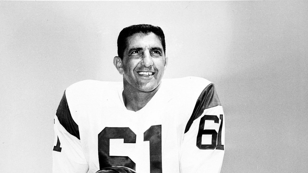 <strong>61: Bill George</strong><br>Teams: Chicago Bears, Los Angeles Rams<br>Position: Linebacker<br>Erfolge: Pro Football Hall of Famer, NFL-Champion 1963, achtmaliger First Team All-Pro, achtmaliger Pro Bowler