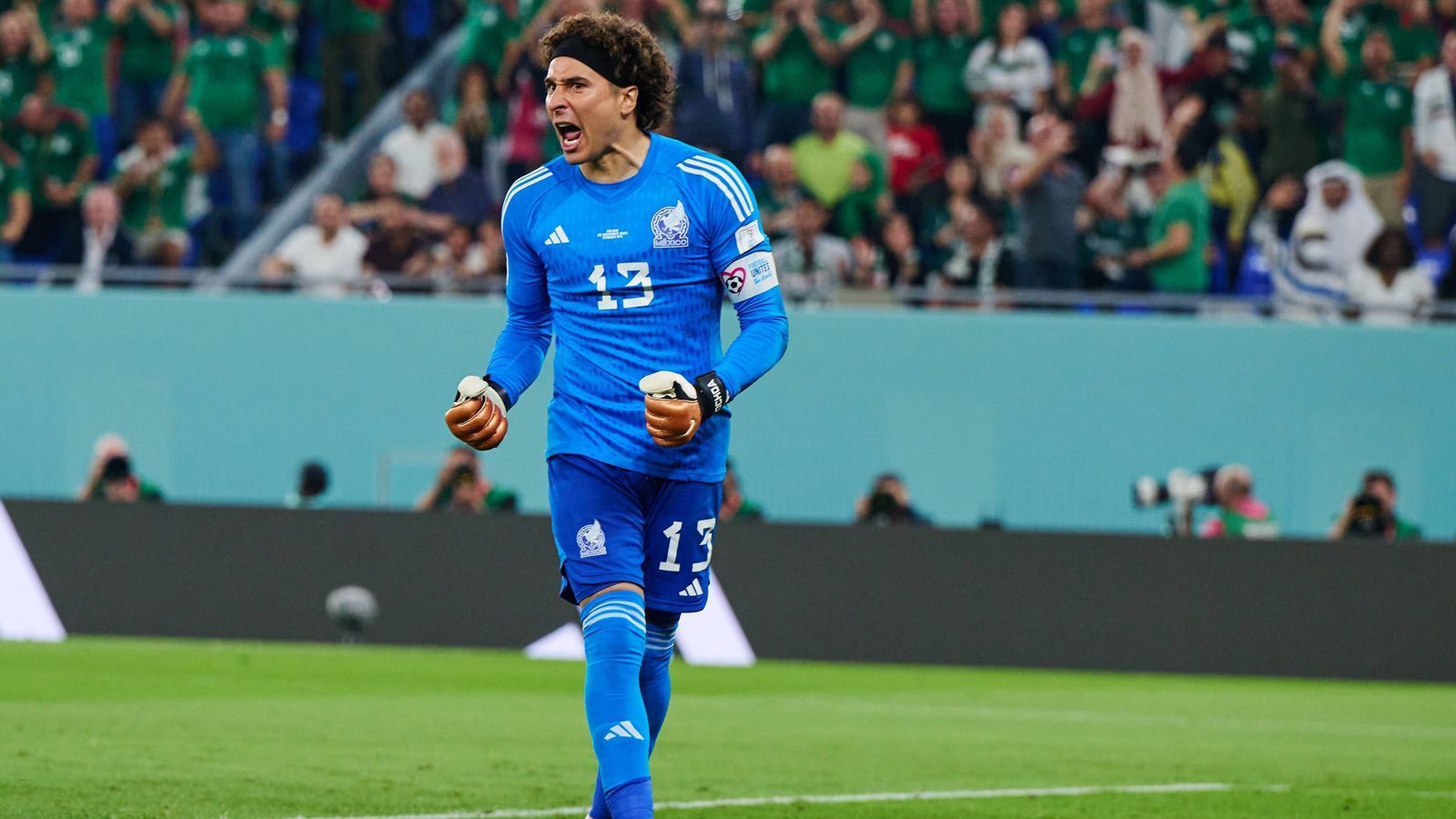 
                <strong>Guillermo Ochoa (Mexiko)</strong><br>
                &#x2022; Turnierjahre: 2006 (ohne Einsatz), 2010 (ohne Einsatz), 2014, 2018, 2022<br>&#x2022; WM-Spiele: 9<br>&#x2022; Bestes WM-Ergebnis: Achtelfinale (WM 2006-2018)<br>
              