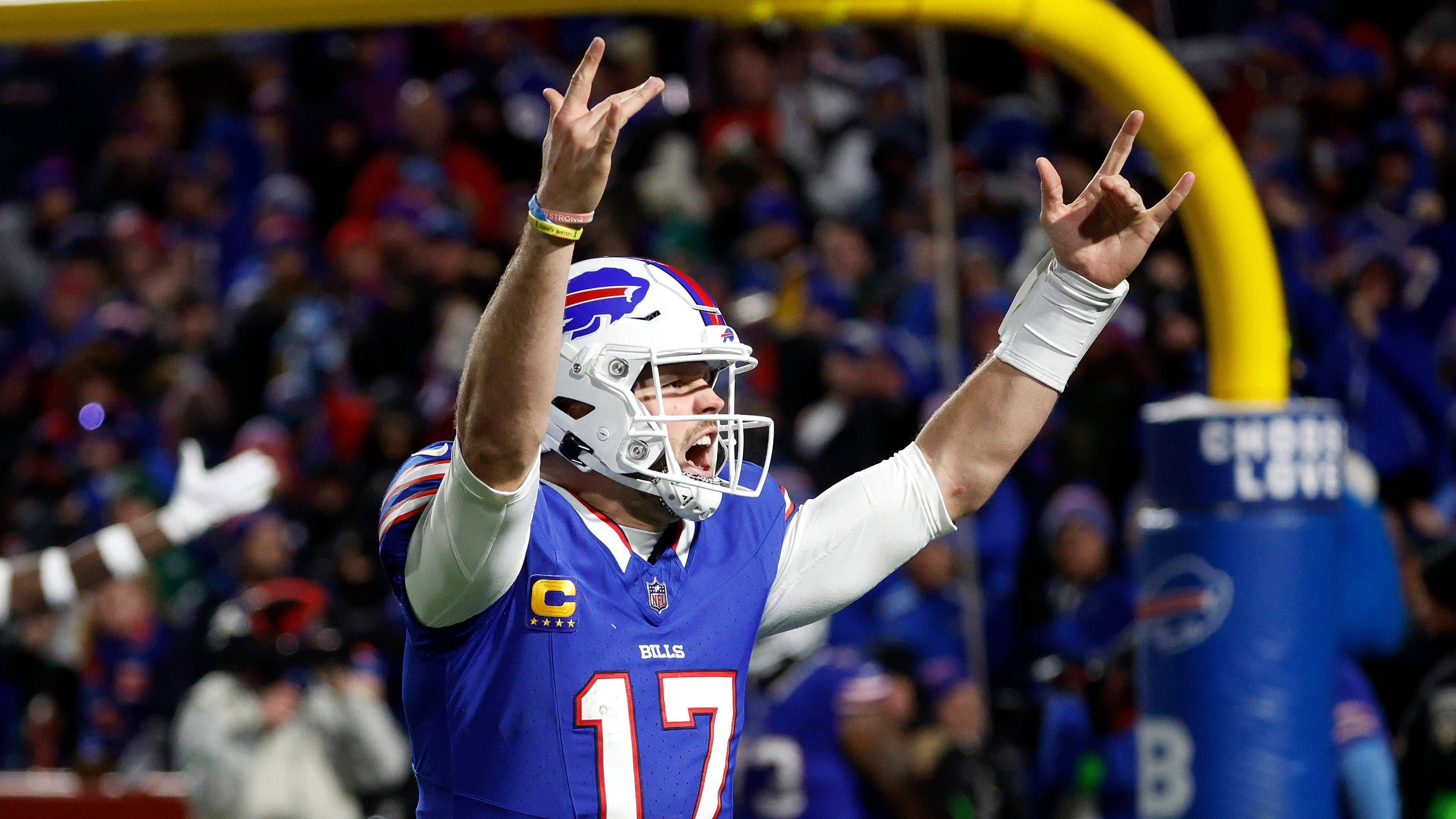 <strong>Platz 9: Josh Allen</strong><br>Zu Beginn sah Josh Allen nach einem klassischen "Gunslinger" aus. Viele Würfe, eigensinnige Entscheidungen und viele Fehler. In seiner dritten Saison schaffte er den Turnaround. Er verbesserte seine Genauigkeit und traf bessere Entscheidungen. Allen hat sich gemacht und zeigt seitdem gute Leistungen für die Buffalo Bills. Was ihm und den Bills noch fehlen, sind Titel.