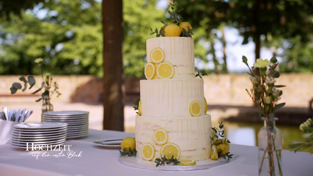 Bei "Lemon Love" sind Zitronen das Highlight - auch auf der Hochzeitstorte!