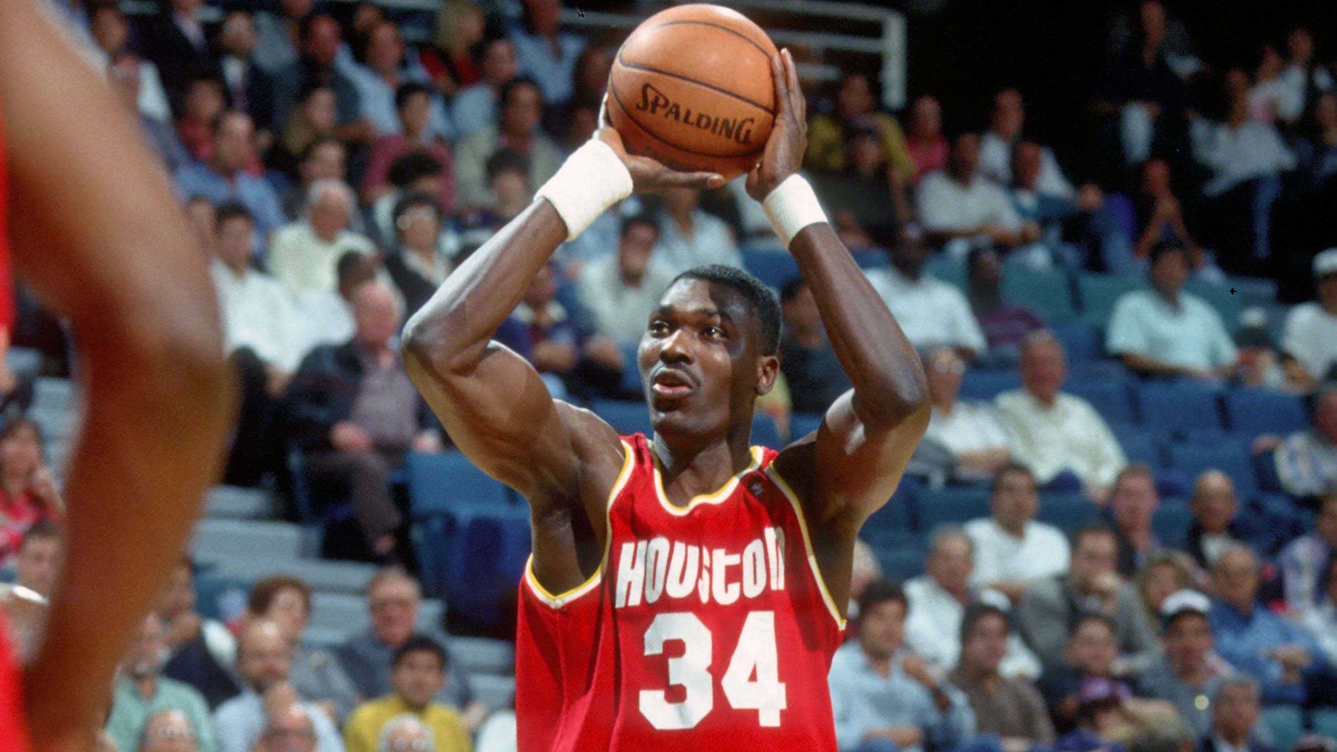 <strong>Hakeem Olajuwon (Hoston Rockets) - Finals MVP 1994</strong><br>Serie: Houston Rockets vs. New York Knicks (4-3)<br>Finals-Stats: 26,9 Punkte, 9,1 Rebounds, 3,6 Assists und 3,9 Blocks in 43,1 Minuten<br>Playoff-Stats: 28,9 Punkte, 11,0 Rebounds, 4,3 Assists und 4,0 Blocks in 43,0 Minuten