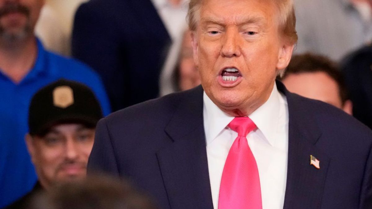 Der US-Präsident zeigt sich gewohnt angriffslustig. Jetzt hat er es auf Reporter des Nachrichtensenders CNN und der "New York Times" abgesehen. (Symbolbild) 