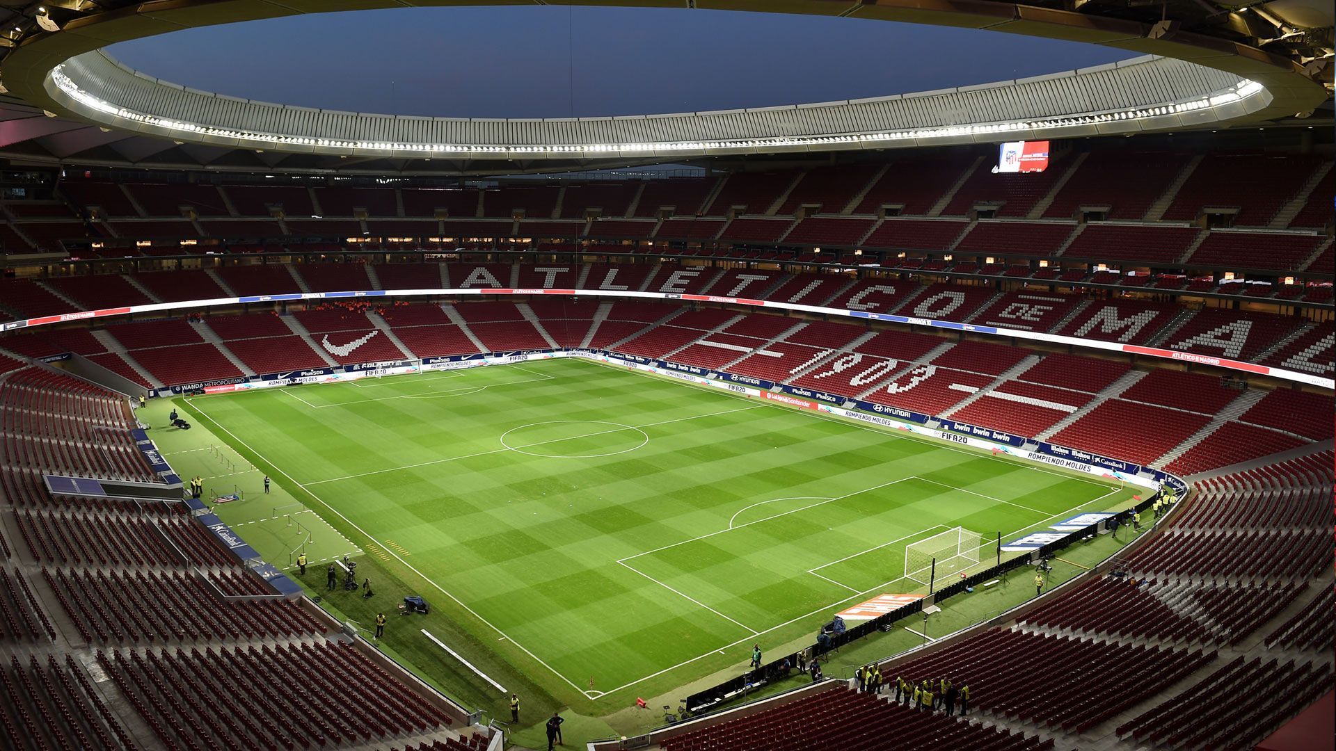 
                <strong>Platz 9 (geteilt): Wanda Metropolitano </strong><br>
                Gesamtbewertung: 4,47 -Stadt: Madrid (Spanien) - Verein: Atletico Madrid
              