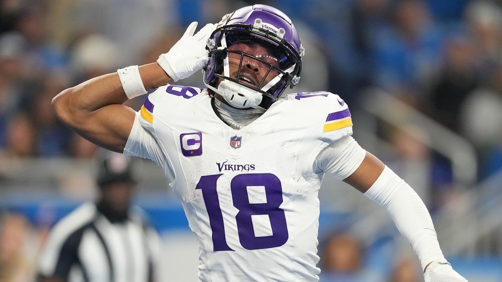 <strong>Minnesota Vikings - Justin Jefferson (Wide Receiver)</strong><br>Jefferson ist einer der besten Spieler der Liga. Viele Experten erwarten den lukraktivsten Vertrag für einen Wide Receiver, den es jemals gab. Doch bisher ist es ruhig in Minnesota. Es ist aber wohl nur eine Frage der Zeit, bis es passiert.