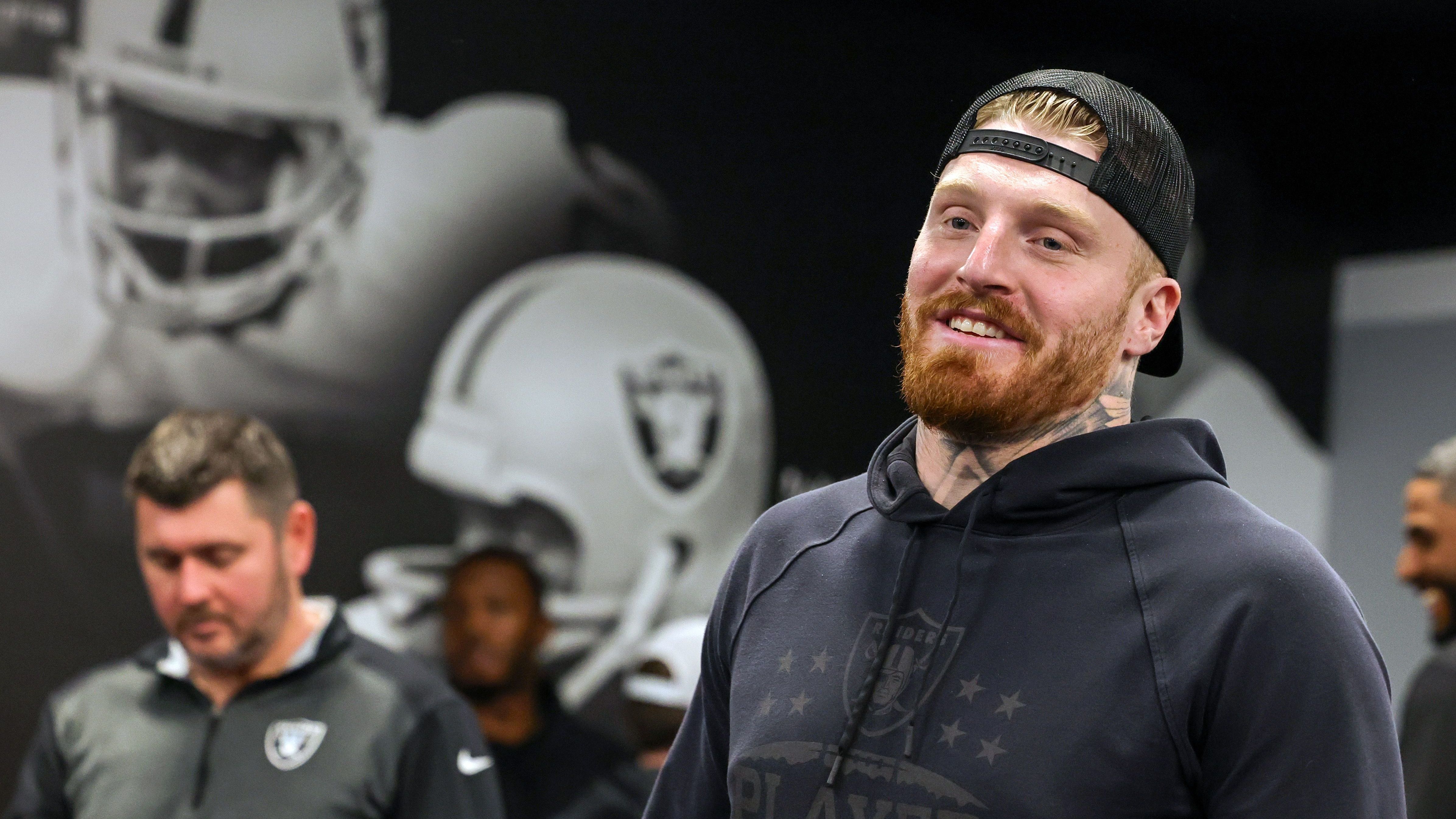 <strong>3. Platz: Maxx Crosby</strong><br>- Position: Defensive End<br>- Team: Las Vegas Raiders<br>- Vertrag: Drei Jahre, 106,5 Millionen US-Dollar (91,5 Millionen US-Dollar garantiert)