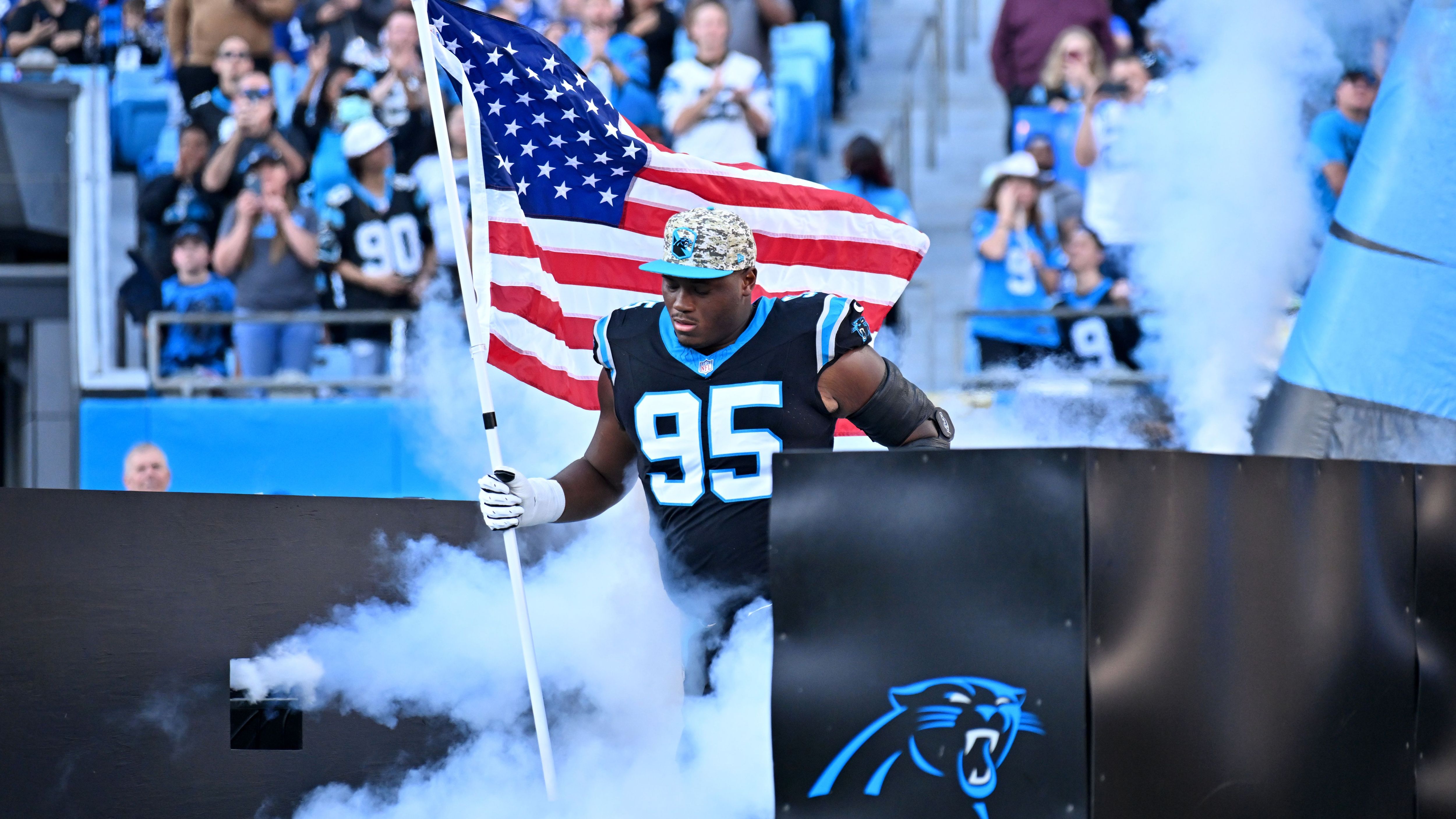 <strong>Platz 10: Derrick Brown (Carolina Panthers)</strong><br>- Rating: 90<br>- Position: Right Defensive End