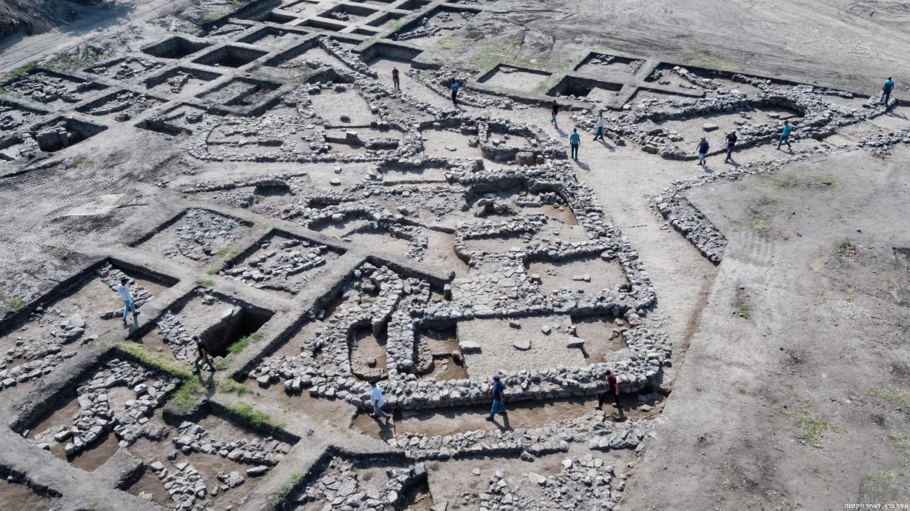 Die Forscher vermuten, dass die antike Stadt 5.000 Jahre alt ist.