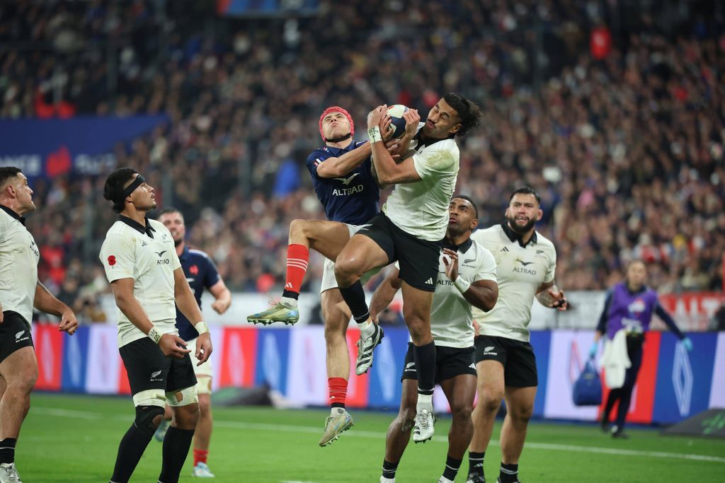 Rugby: Frankreich siegt dramatisch gegen Neuseeland – Südafrika gewinnt in England