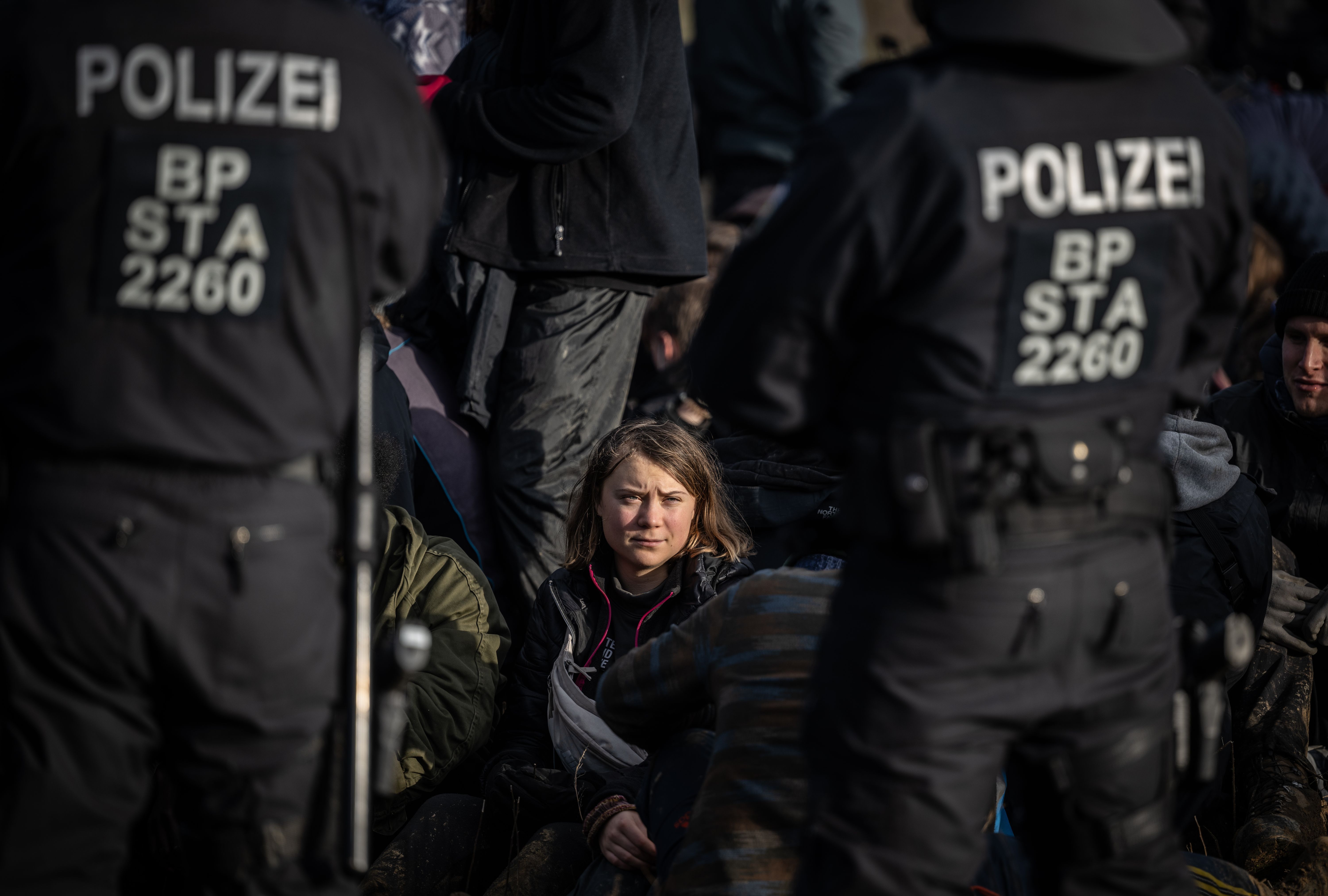 Erste Konfrontationen mit der Polizei: Im Januar 2022 protestierte sie im Tagebau Garzweiler unweit von Lützerath. Der Ort wurde zum Klima-Symbol.