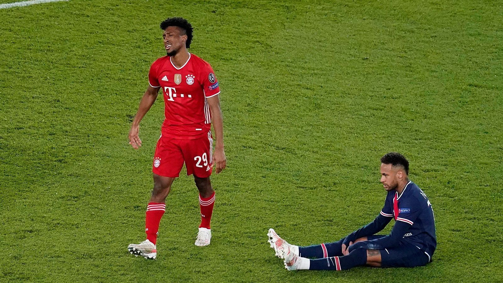 
                <strong>Bayerns Erkenntnisse nach dem Champions-League-Aus gegen Paris Saint-Germain</strong><br>
                Trotz eines 1:0-Sieges im Viertelfinal-Rückspiel bei Paris Saint-Germain scheidet Titelverteidiger FC Bayern in der Champions League knapp aus. Letztlich fehlt nur ein Tor zum Einzug ins Halbfinale. Und doch zeigt das Duell mit PSG die Probleme des Rekordmeisters schonungslos auf. ran zeigt sieben Erkenntnisse des Champions-League-Aus'.
              