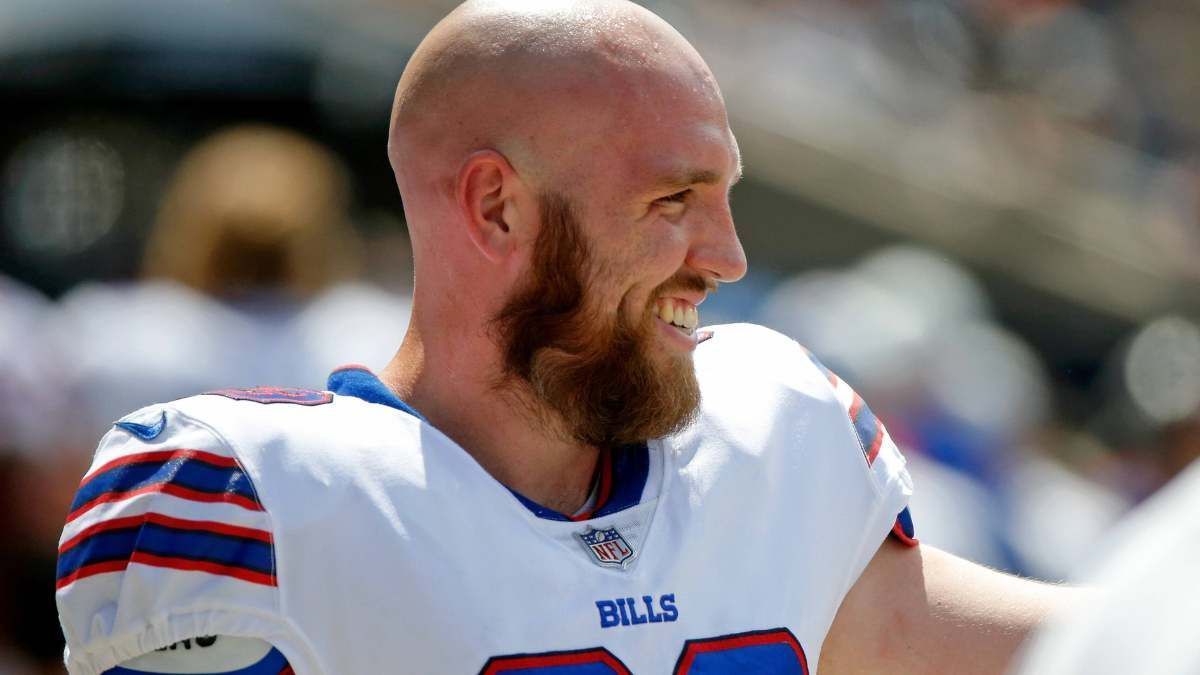 <strong>Buffalo Bills</strong><br>
                Reid Ferguson (Foto, Long Snapper), Matt Milano (Linebacker) und Dion Dawkins (Offensive Tackle) seit 2017