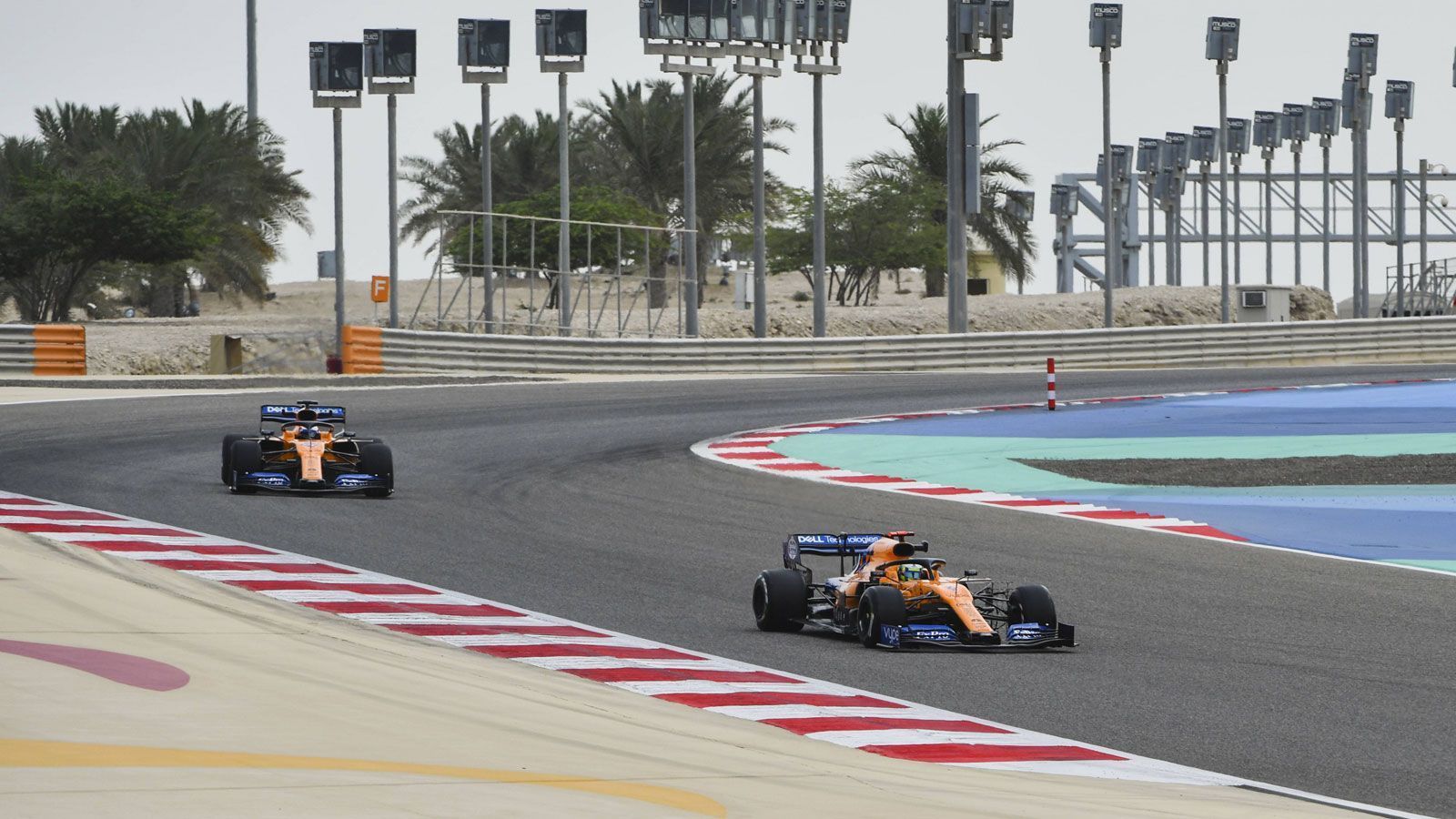 
                <strong>16. Rennen: Sakhir: Grand Prix von Sakhir</strong><br>
                Ort: Bahrain International CircuitDatum: 6. Dezember 2020
              