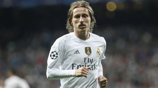 
                <strong>Luca Modric</strong><br>
                Luca Modric: War viel unterwegs, versuchte mit seinem schnellen Kurzpassspiel, die Offensive anzukurbeln. Konnte aber wie Kroos kaum Akzente setzen. ran-Note: 3
              