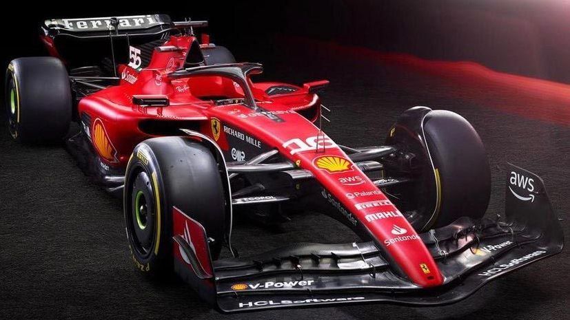 
                <strong>Ferrari präsentiert den neuen SF23</strong><br>
                Am Valentinstag präsentierte auch die Scuderia Ferrari ihr Auto für die Saison 2023 der Öffentlichkeit. Mit dem neuen SF23 werden Charles Leclerc und Carlos Sainz alles geben, um dieses Jahr Akzente gegen Red Bull und Max Verstappen setzen zu können. Optisch sieht der Bolide ähnlich aus wie das an sich schnelle Vorgänger-Modell.
              