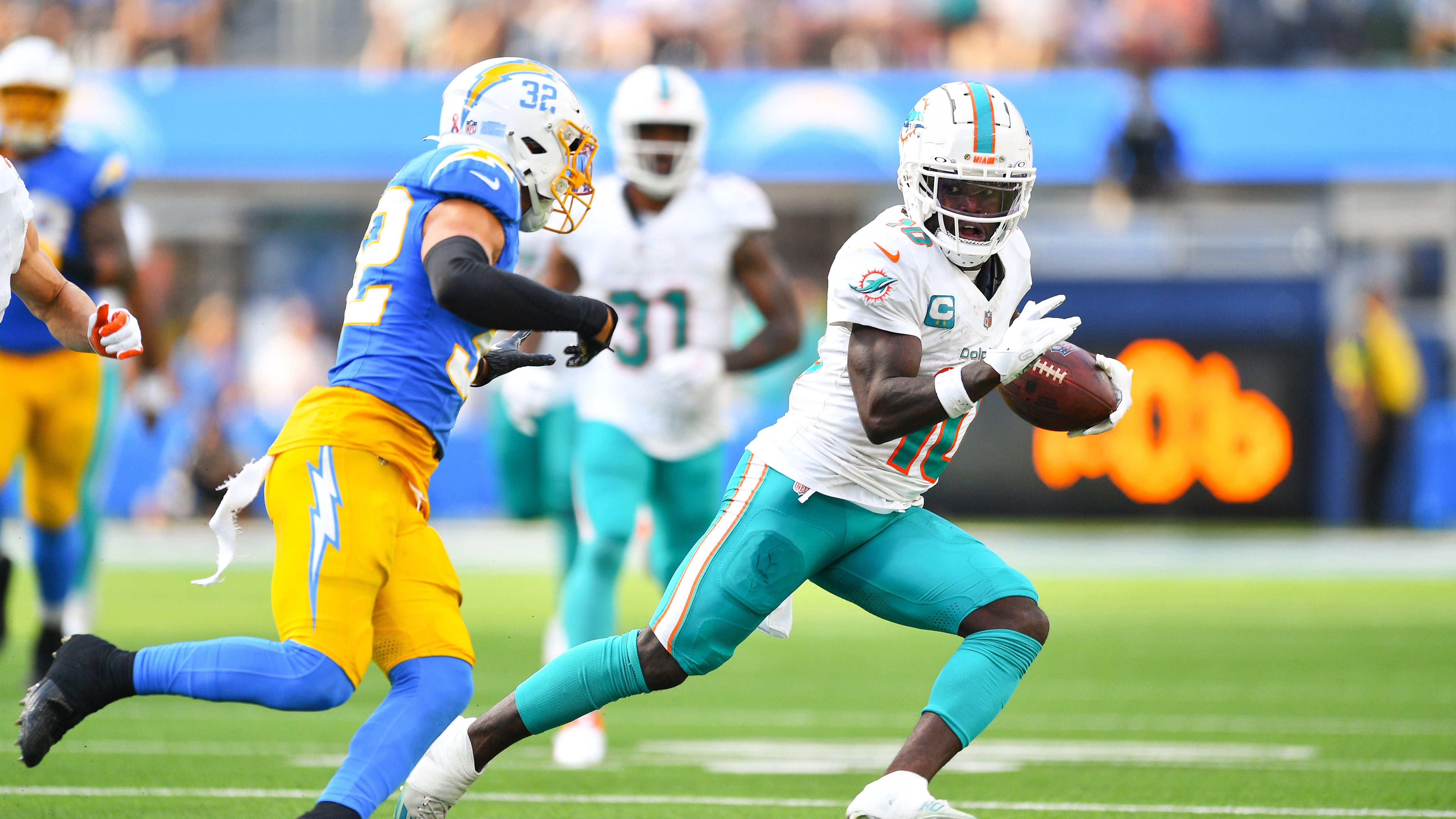 <strong>Platz 4: Tyreek Hill (Miami Dolphins, WR) mit 34,86 km/h</strong><br>Week 1 gegen die Los Angeles Chargers bei einer 47-Yards-Reception (3rd &amp; 10 an der eigenen 25-Yards-Markierung)