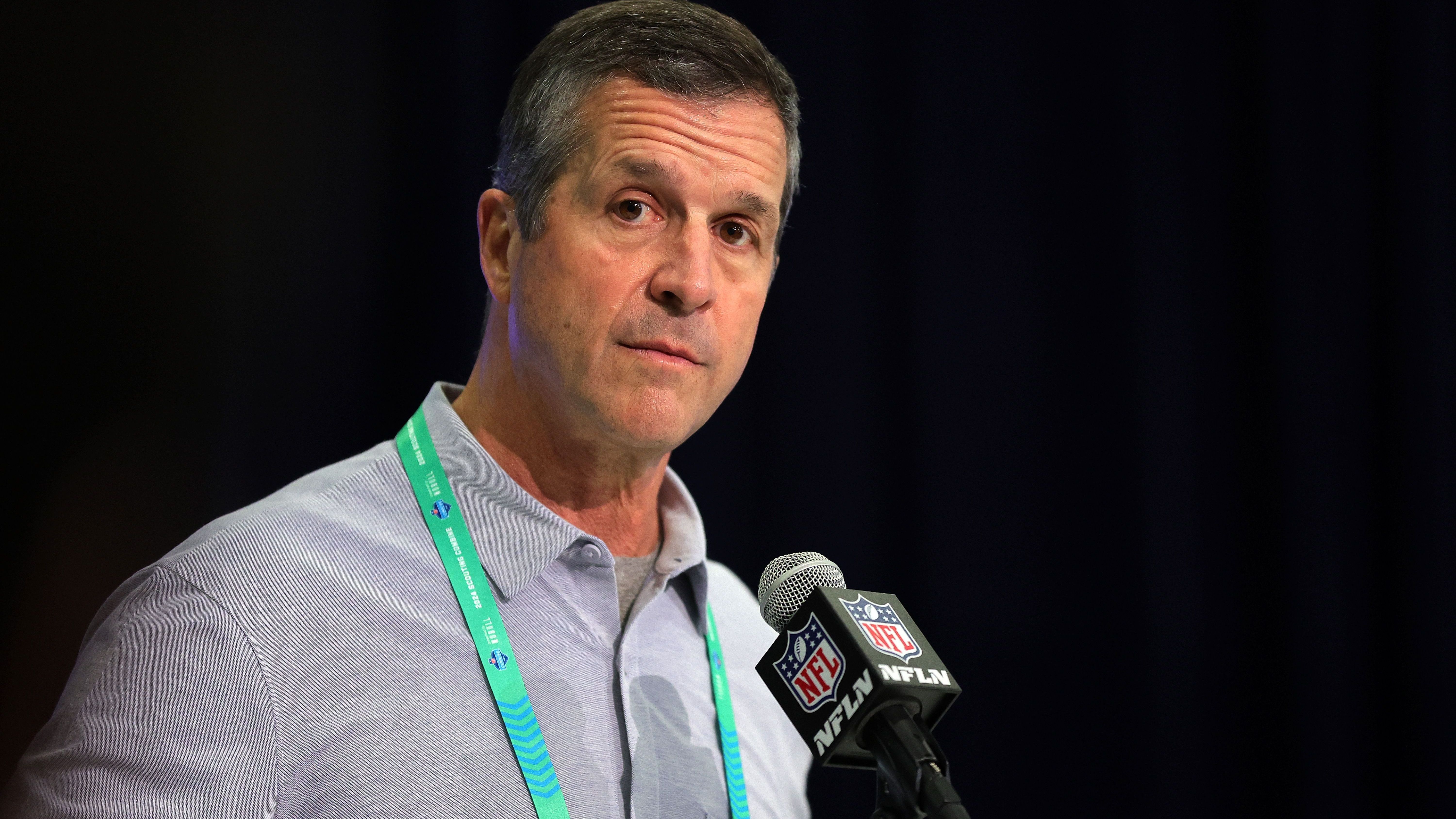 <strong>John Harbaugh (Baltimore Ravens) - "Special Teams Savant"</strong> <br>Erinnert an seine Wurzeln und Fachwissen im Bereich der Special Teams, bevor er Head Coach wurde.