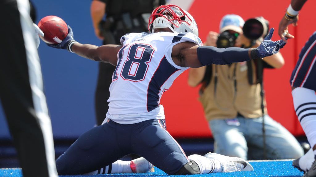 
                <strong>Special Teams</strong><br>
                Matthew Slater (im Bild): 2008 - aktuell, 178 Spiele (Stand: 23.10.2020), 3 Super Bowl-SiegeLarry Izzo: 2001 - 2008, 128 Spiele, 3 Super Bowl-Siege
              