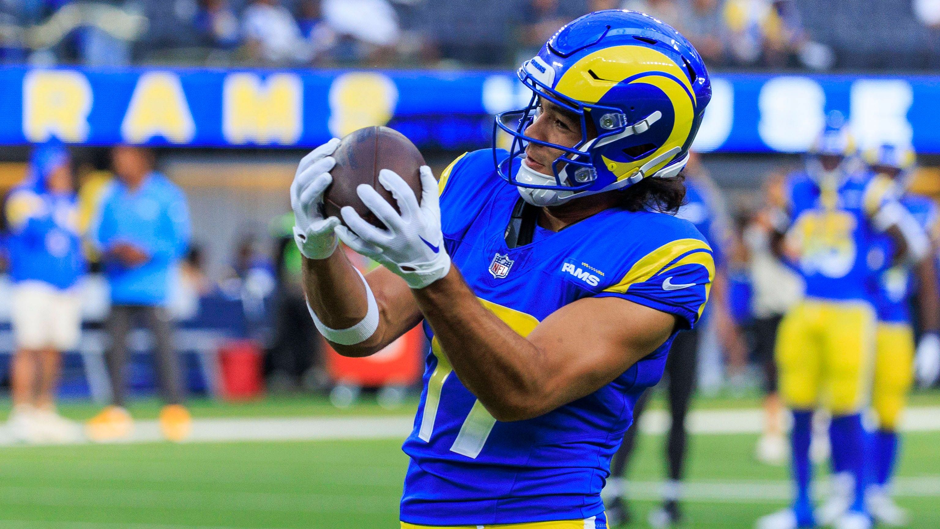 <strong>Puka Nacua (Los Angeles Rams)</strong><br>In der ran-Saisonvorschau vor der Spielzeit steht, dass die Los Angeles Rams "zu viele Löcher im Roster haben", um ernsthaft konkurrenzfähig zu sein. Das nimmt Rookie Wide Receiver Puka Nacua offenbar persönlich. Mit dem Ausfall von Cooper Kupp muss ein Spieler gegen die Seattle Seahawks seinen Platz einnehmen.