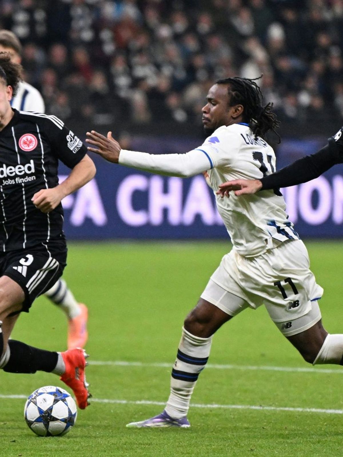 Lookman (m.) trifft zur Führung für Bergamo