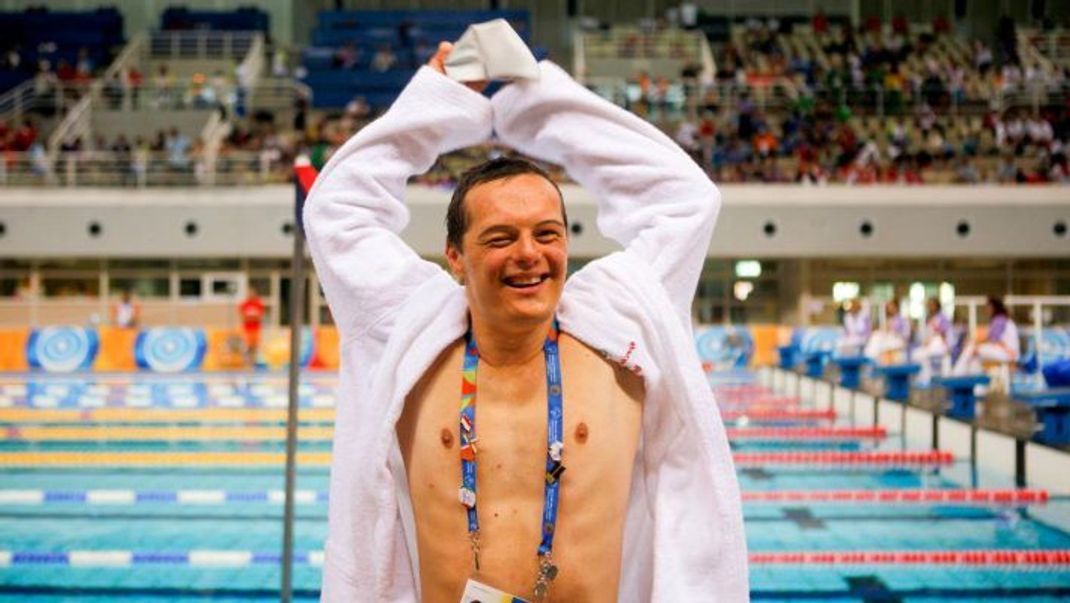 Der Klassiker: Schwimmen ist seit den ersten Spielen1968 im Programm. Wettbewerbe werden in 20 Disziplinen im Brust- und Rückenschwimmen sowie im Schmetterling und Freistil bestritten. Das Foto entstand bei den Special Olympics World Games 2011 in Athen.