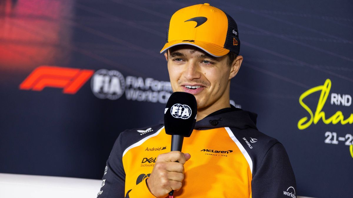 F1 - CHINESE GRAND PRIX 2025 NORRIS Lando (gbr), McLaren F1 Team MCL39, portrait, press conference, PK, Pressekonferenz during the Formula 1 Heineken Chinese Grand Prix 2025, 2nd round of the 2025 ...