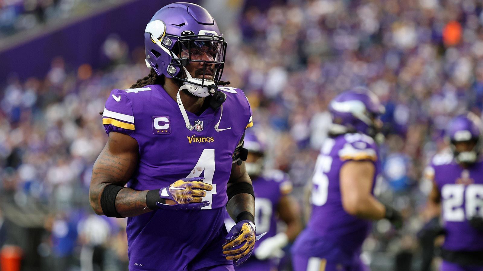 
                <strong>Platz 10: Dalvin Cook</strong><br>
                &#x2022; Rushing Touchdowns: 47<br>&#x2022; Aktuelles Team: Free Agent<br>&#x2022; Letztes Team: Minnesota Vikings<br>&#x2022; In der NFL seit: 2017<br>
              