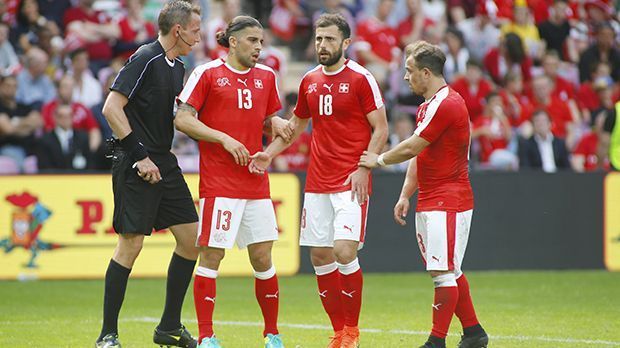 
                <strong>Platz 3: Schweiz </strong><br>
                Platz 3: Schweiz - 79,7 Kilogramm.
              