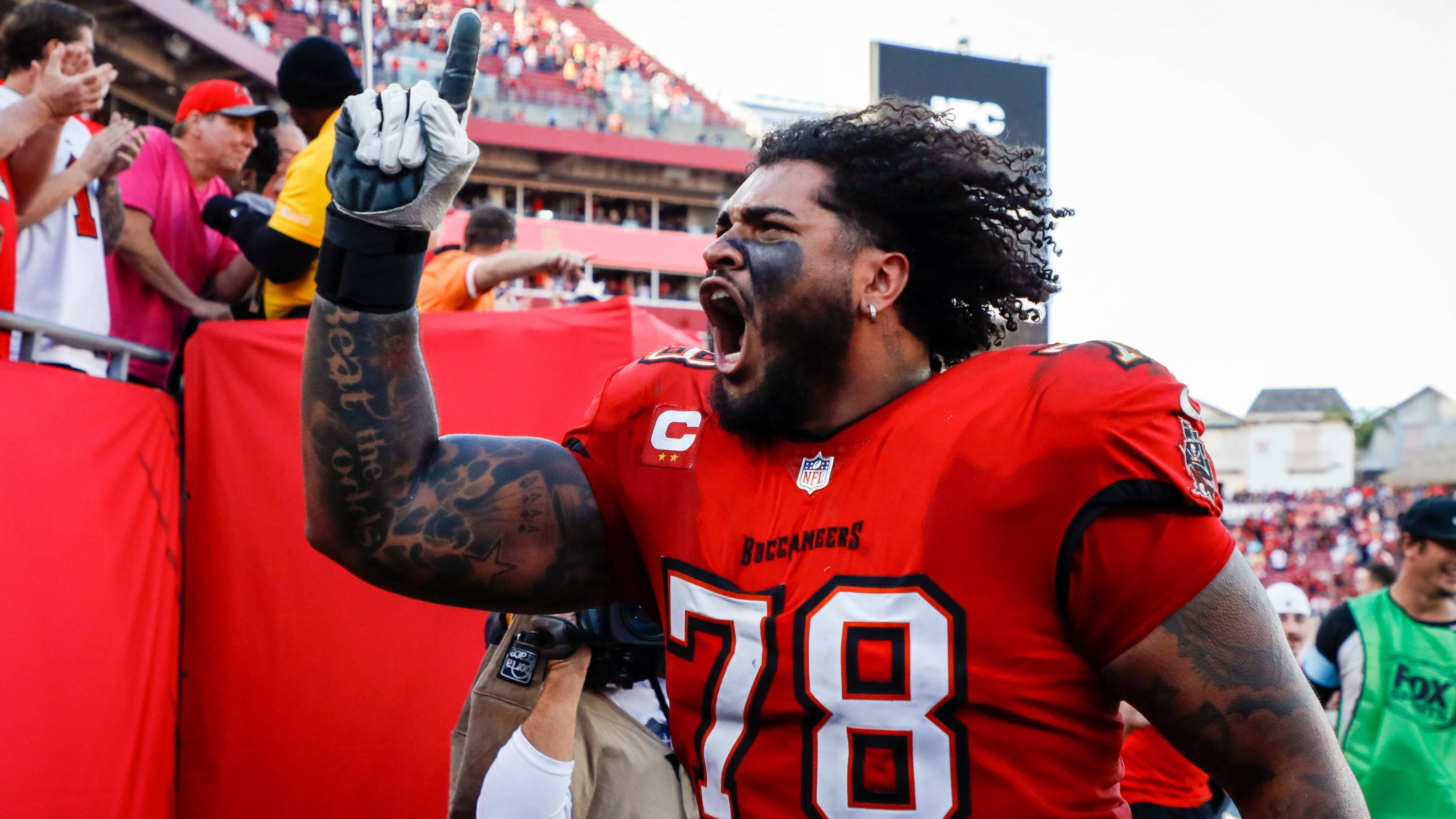<strong>Offense (Team 1)</strong><br>Tristan Wirfs<br>Team: Tampa Bay Buccaneers<br>Position: Left Tackle