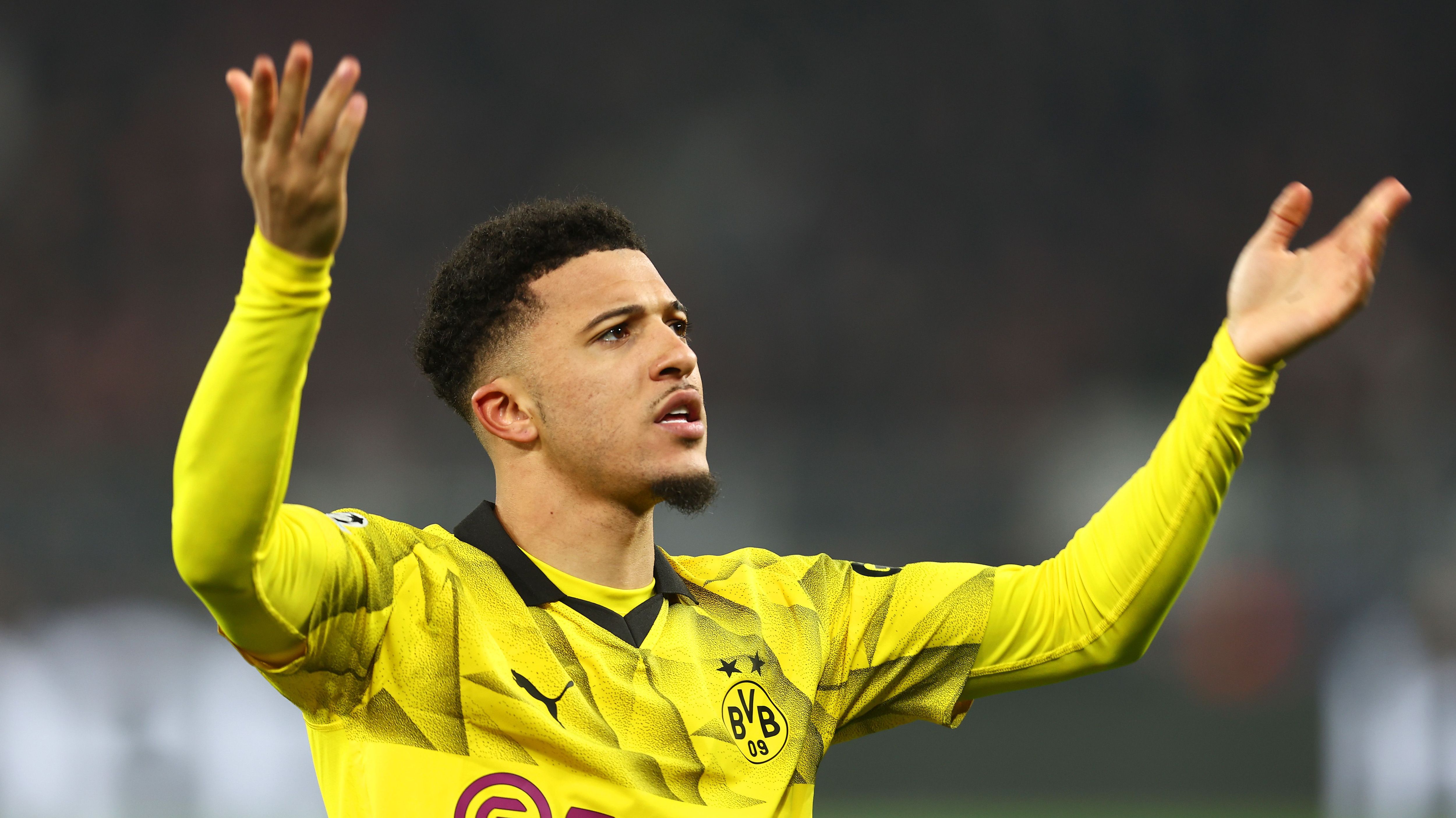 <strong>Jadon Sancho</strong><br>Es war der Coup des Winters - der BVB holt Jadon Sancho per Leihe zurück. Übereinstimmend wird berichtet, die Borussia wolle ihn gar langfristig halten. Sancho selbst wolle auch bleiben. Kein günstiges Unterfangen. Laut "Bild" soll Sancho im Sommer zwischen 35 und 40 Millionen Euro kosten. <strong>Wohl ein zu großer Teil</strong> des für den Umbruch eingeplanten Budgets.