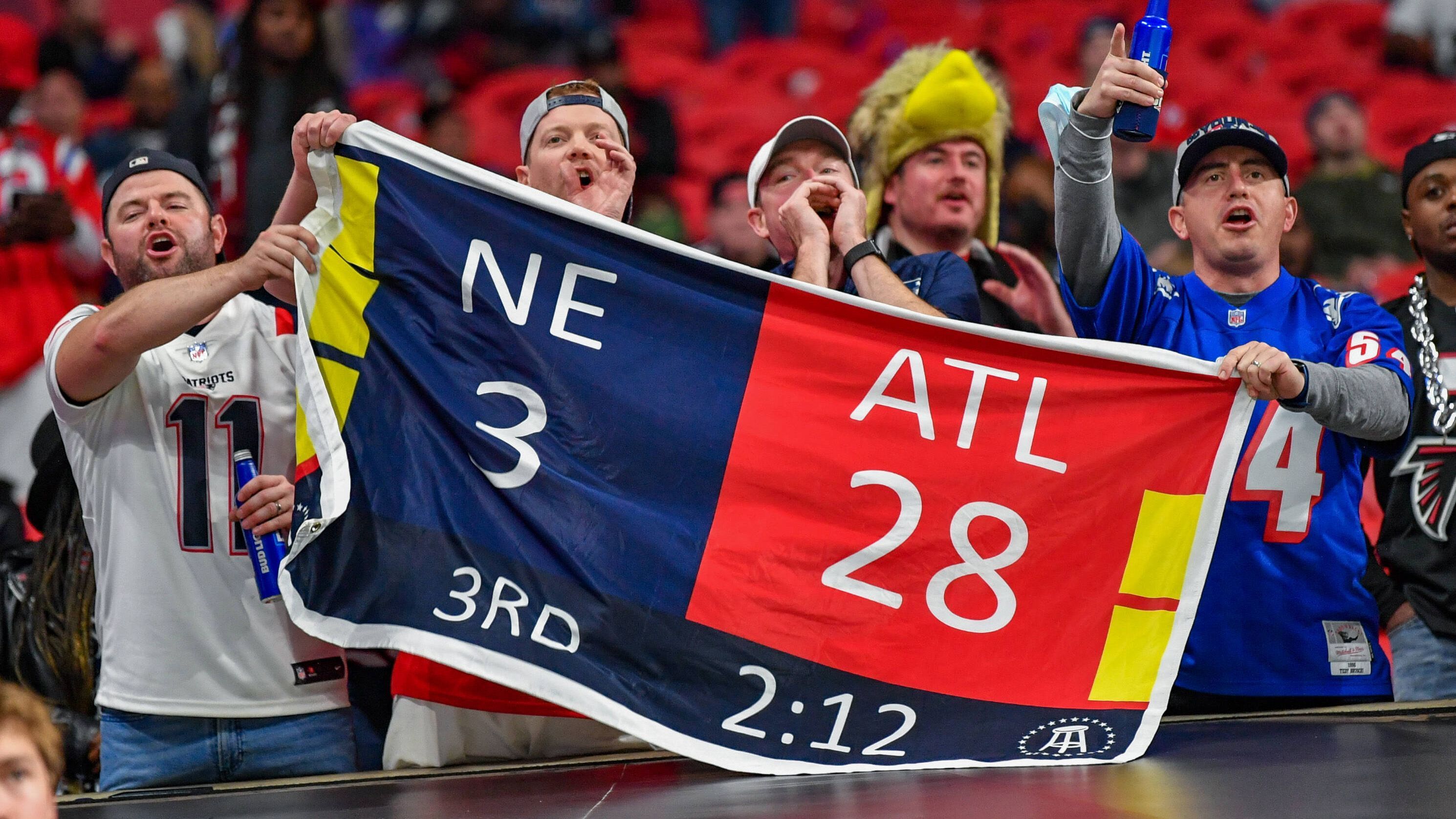 <strong>Verlängerungen im Super Bowl</strong><br>Bei bisher 58 Auflagen gingen nur zwei Spiele in die Overtime. Die New England Patriots und die Atlanta Falcons machten 2016 bei der legendären Aufholjagd New Englands den Anfang, ehe im vergangenen Jahr die 49ers und die Chiefs die zweite Verlängerung lieferten.