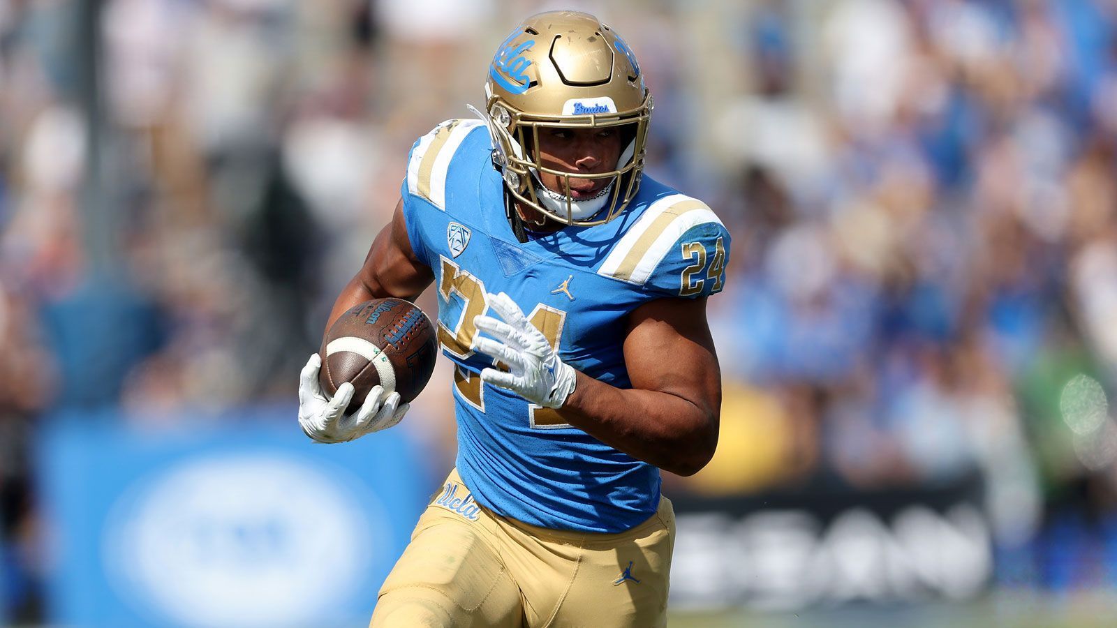 
                <strong>Geteilter 10. Platz: Zach Charbonnet (Seattle Seahawks)</strong><br>
                &#x2022; Position: Running Back<br>&#x2022; Gepickt an: 52. Stelle<br>&#x2022; Quote: +2.500 (bei einem Einsatz von 100 US-Dollar erhält man 2.600 US-Dollar)<br>
              