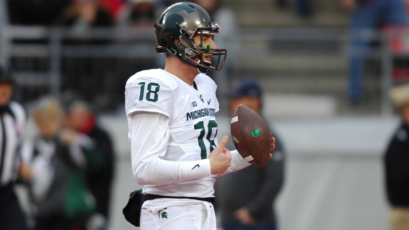 
                <strong>Platz 24: Connor Cook (Detroit Lions)</strong><br>
                Jahresgehalt: 685.000 Dollar
              