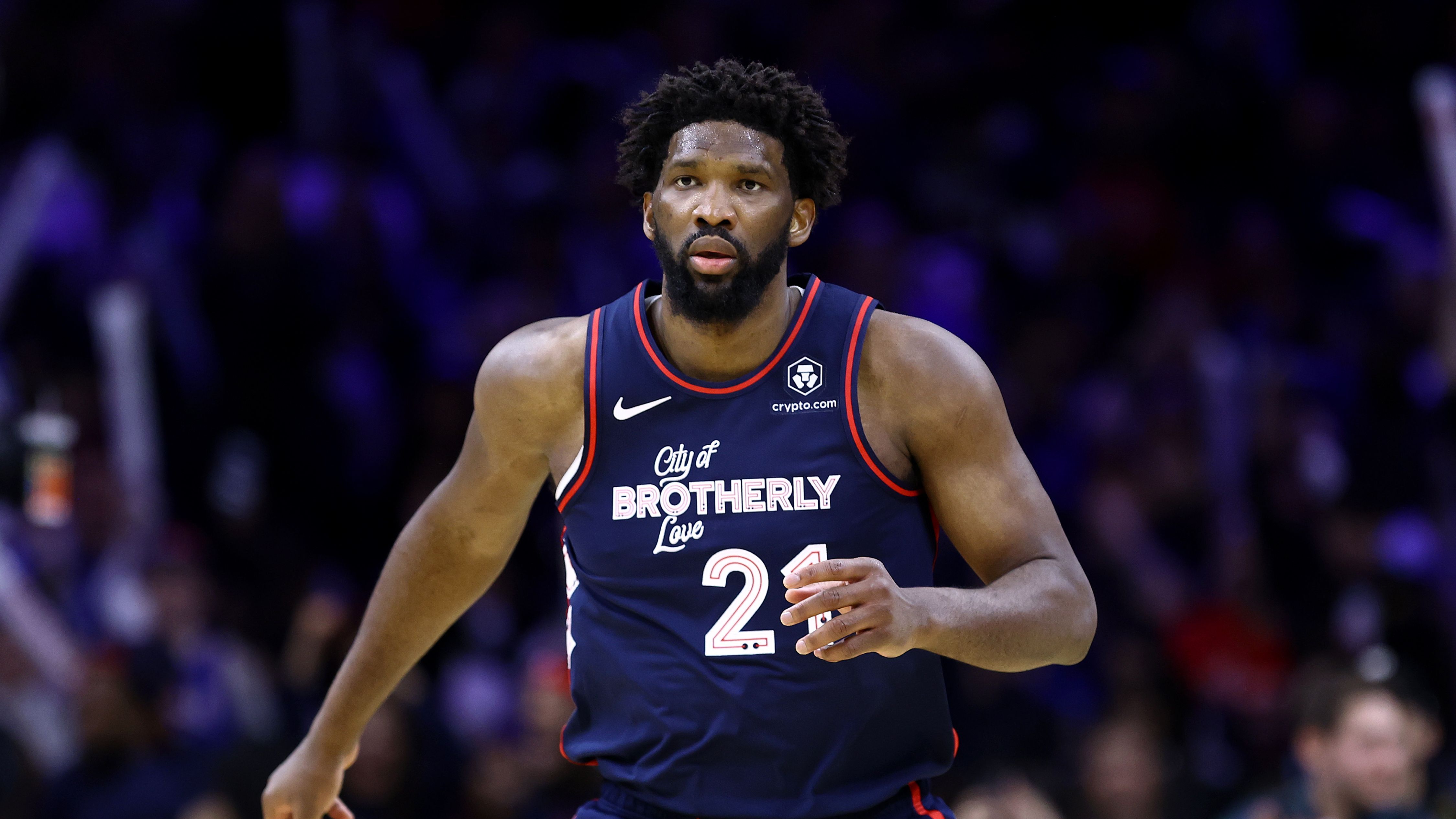 <strong>Platz 9 (geteilt): Joel Embiid</strong><br>Mit 70 Punkten eröffnet Joel Embiid den exklusiven Klub der Spieler. Mit seiner Monster-Performance hatte er großen Anteil am 133:123-Sieg seiner Philadelphia 76ers gegen die San Antonio Spurs. Es sollte aber nicht das einzige 70-Punkte-Spiel in der aktuellen Saison bleiben.